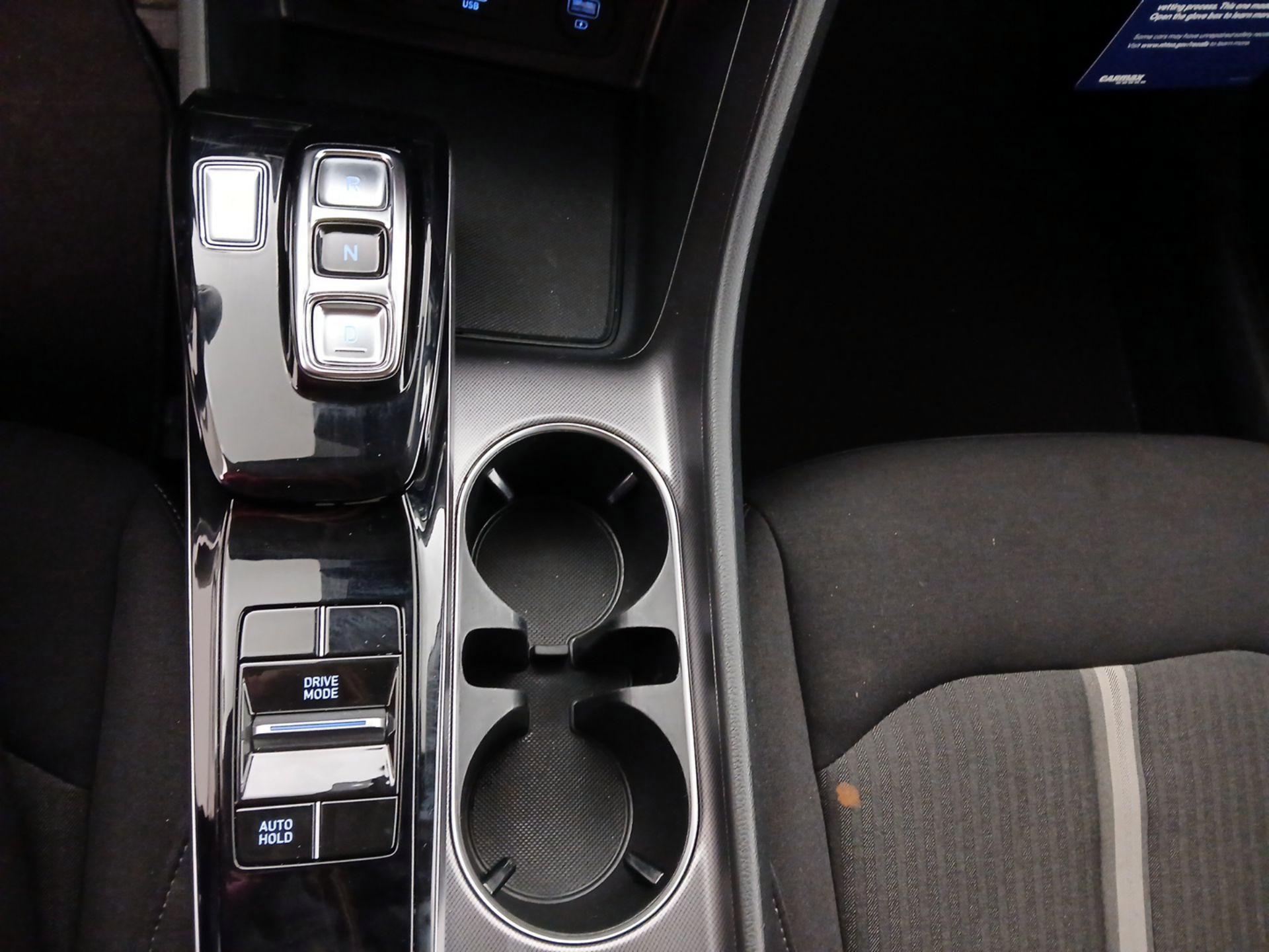 Thumbnail: 2022 Hyundai Sonata - 17