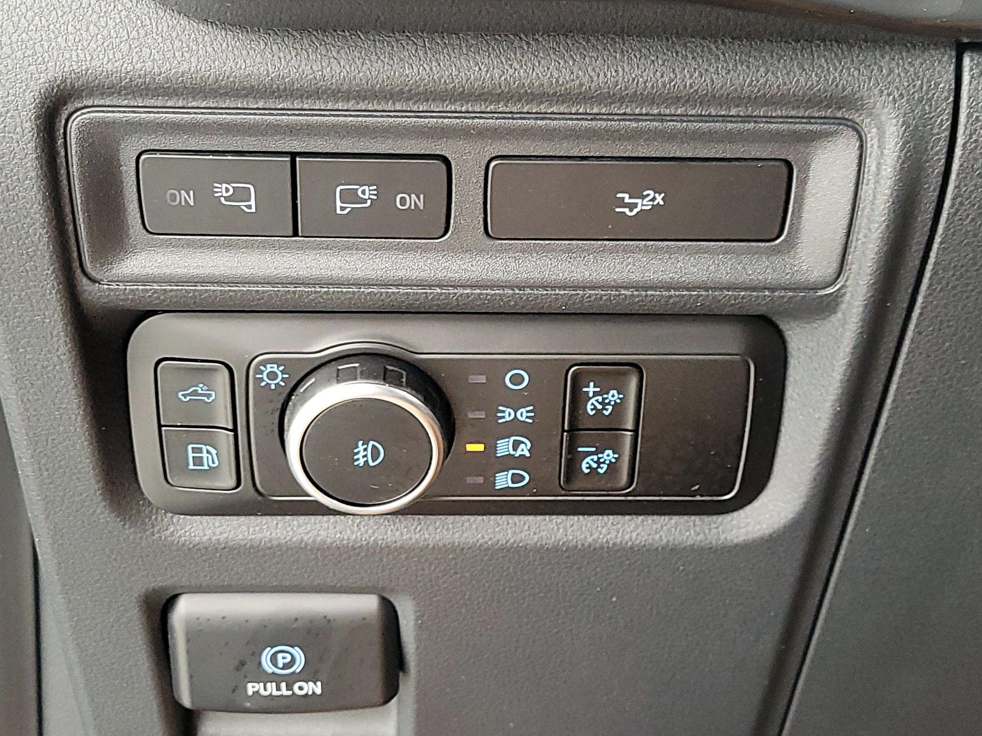 Thumbnail: 2023 Ford F-150 - 13