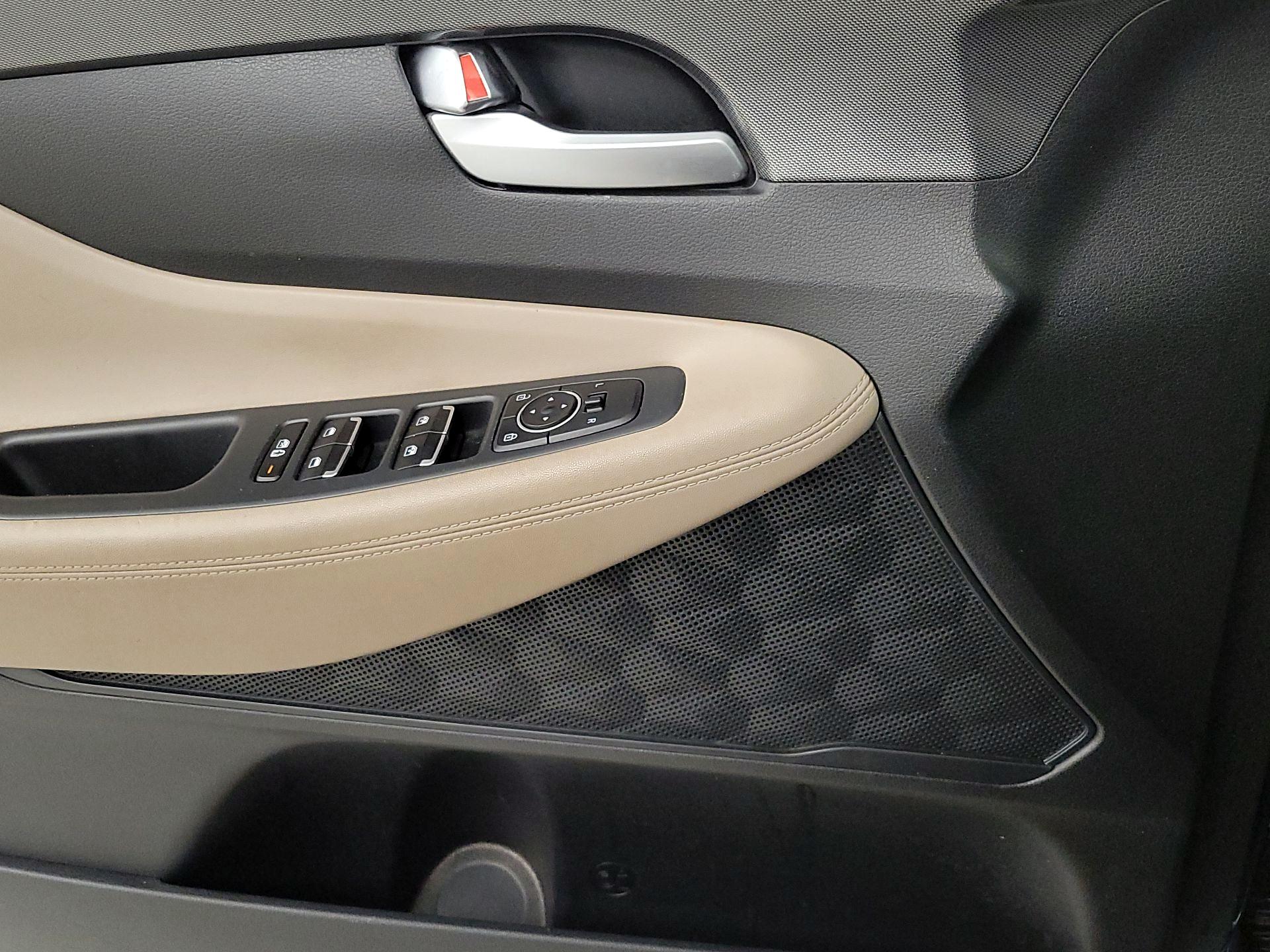 Thumbnail: 2023 Hyundai Santa Fe - 12