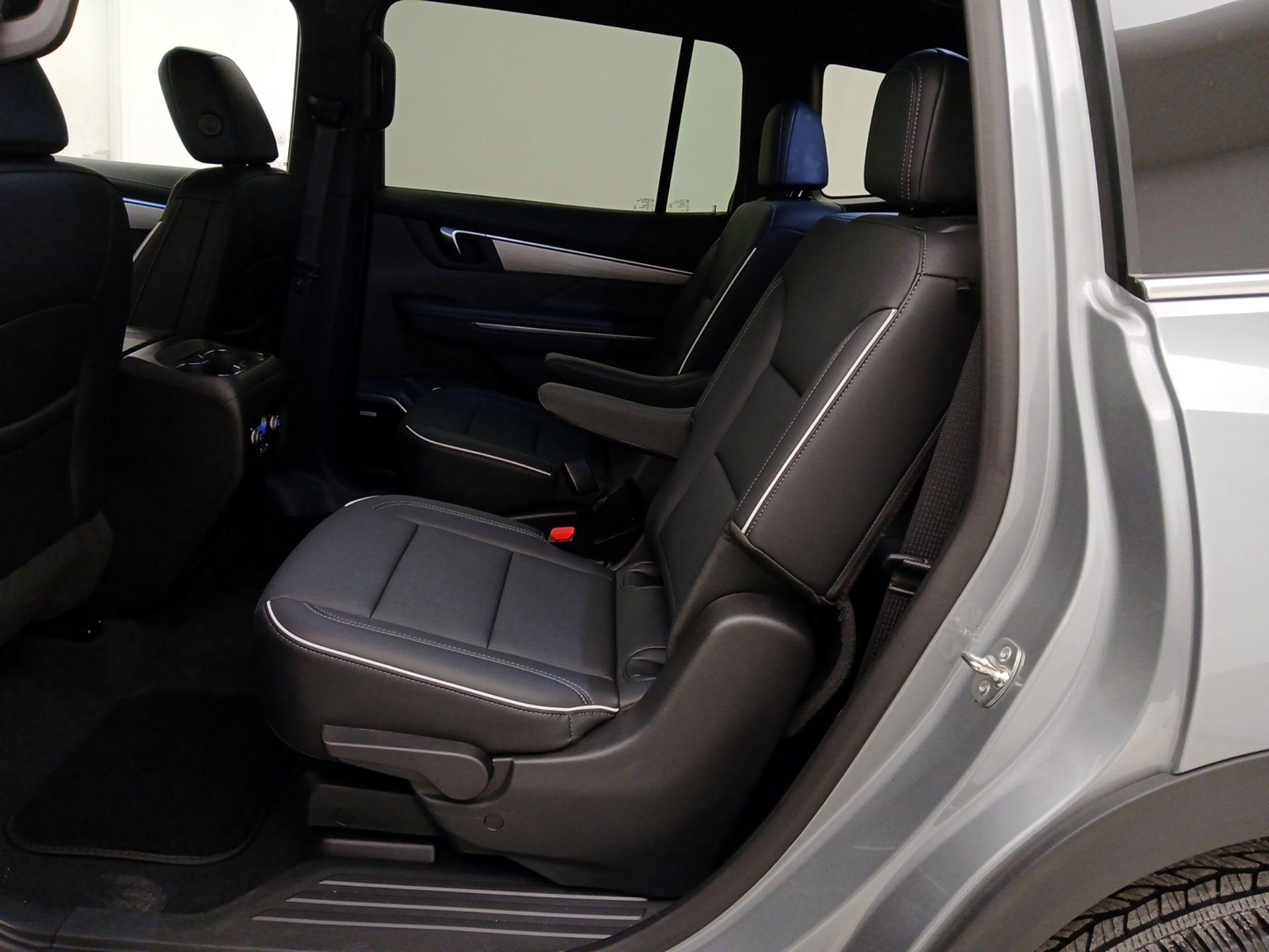 Thumbnail: 2025 Buick Enclave - 20