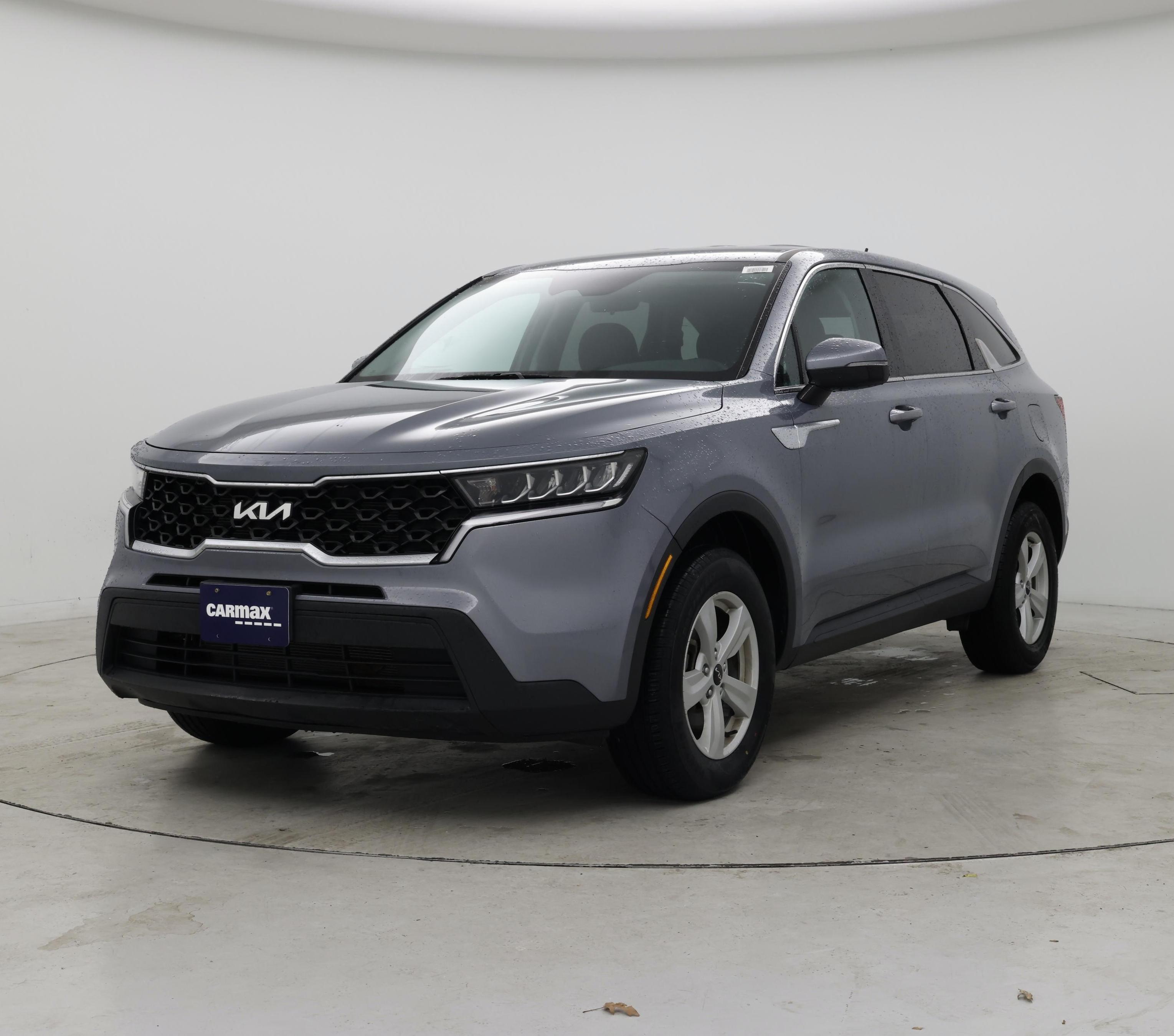 Thumbnail: 2023 Kia Sorento - 4