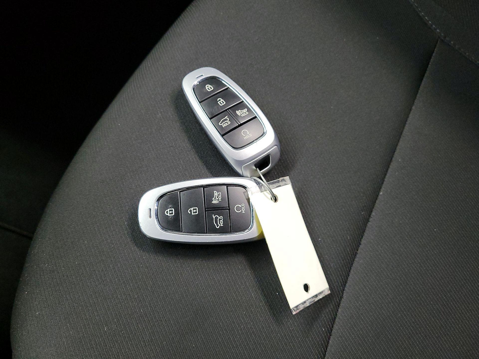 Thumbnail: 2023 Hyundai Tucson - 19