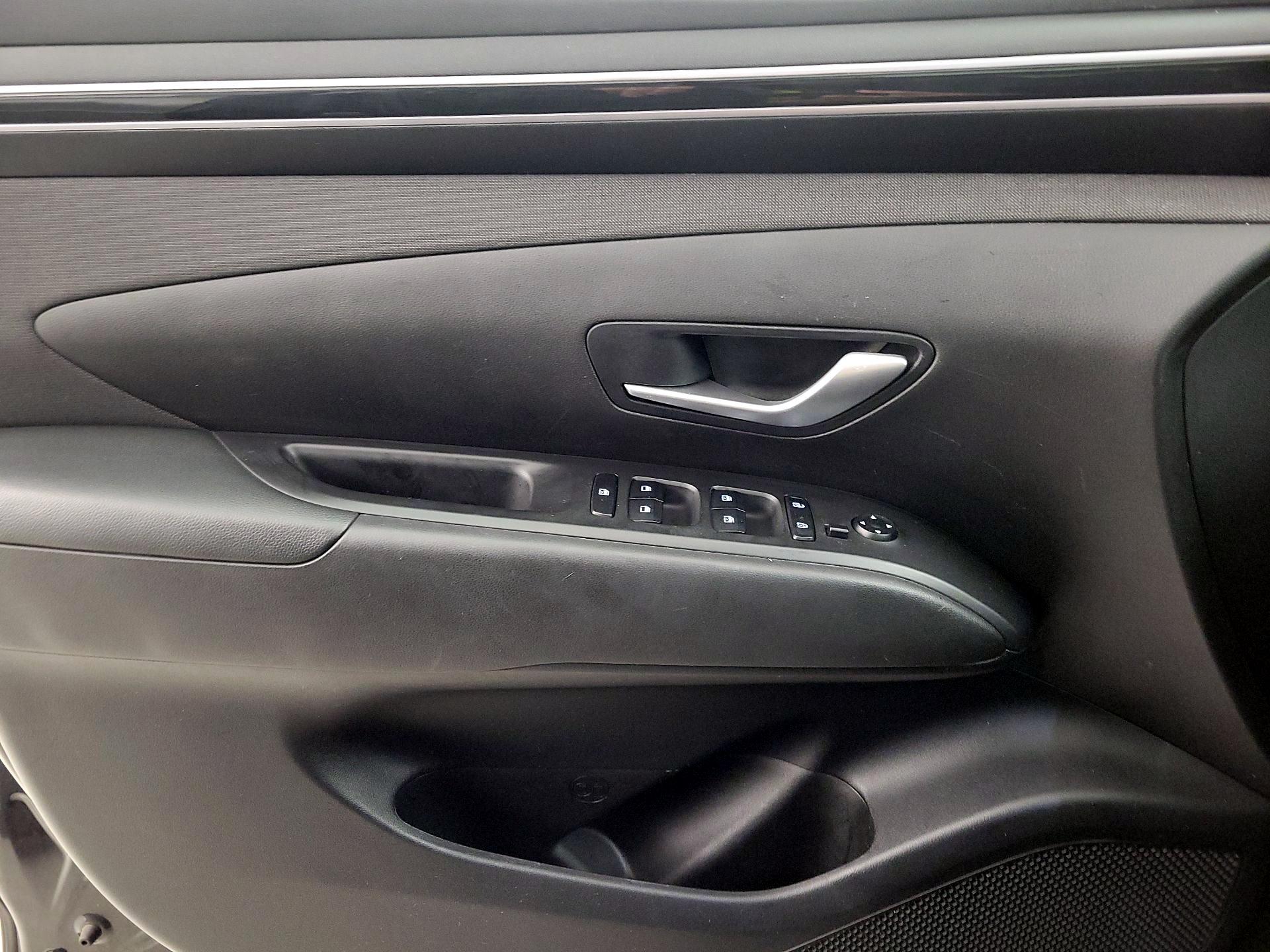 Thumbnail: 2023 Hyundai Tucson - 12