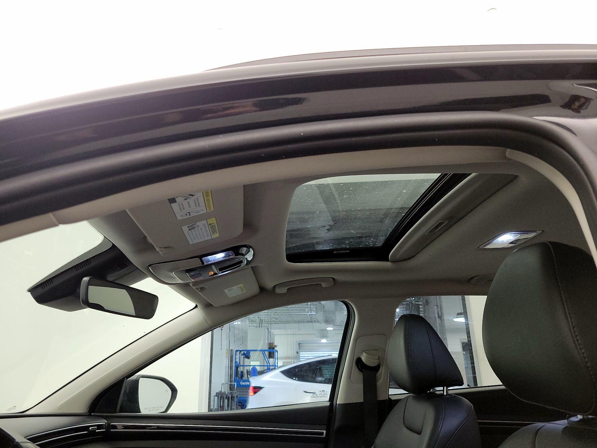 Thumbnail: 2023 Hyundai Tucson - 19