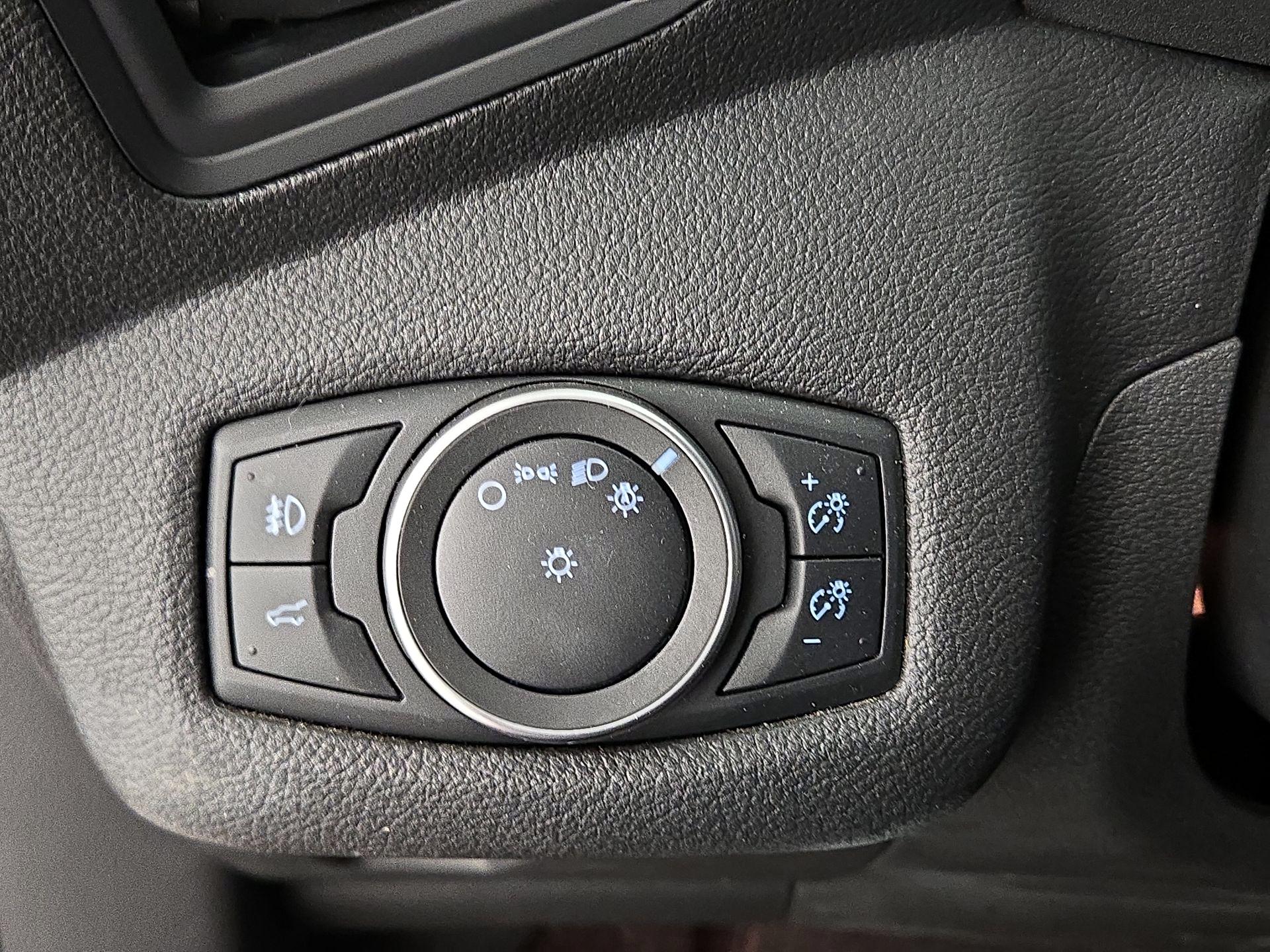 Thumbnail: 2018 Ford Escape - 13