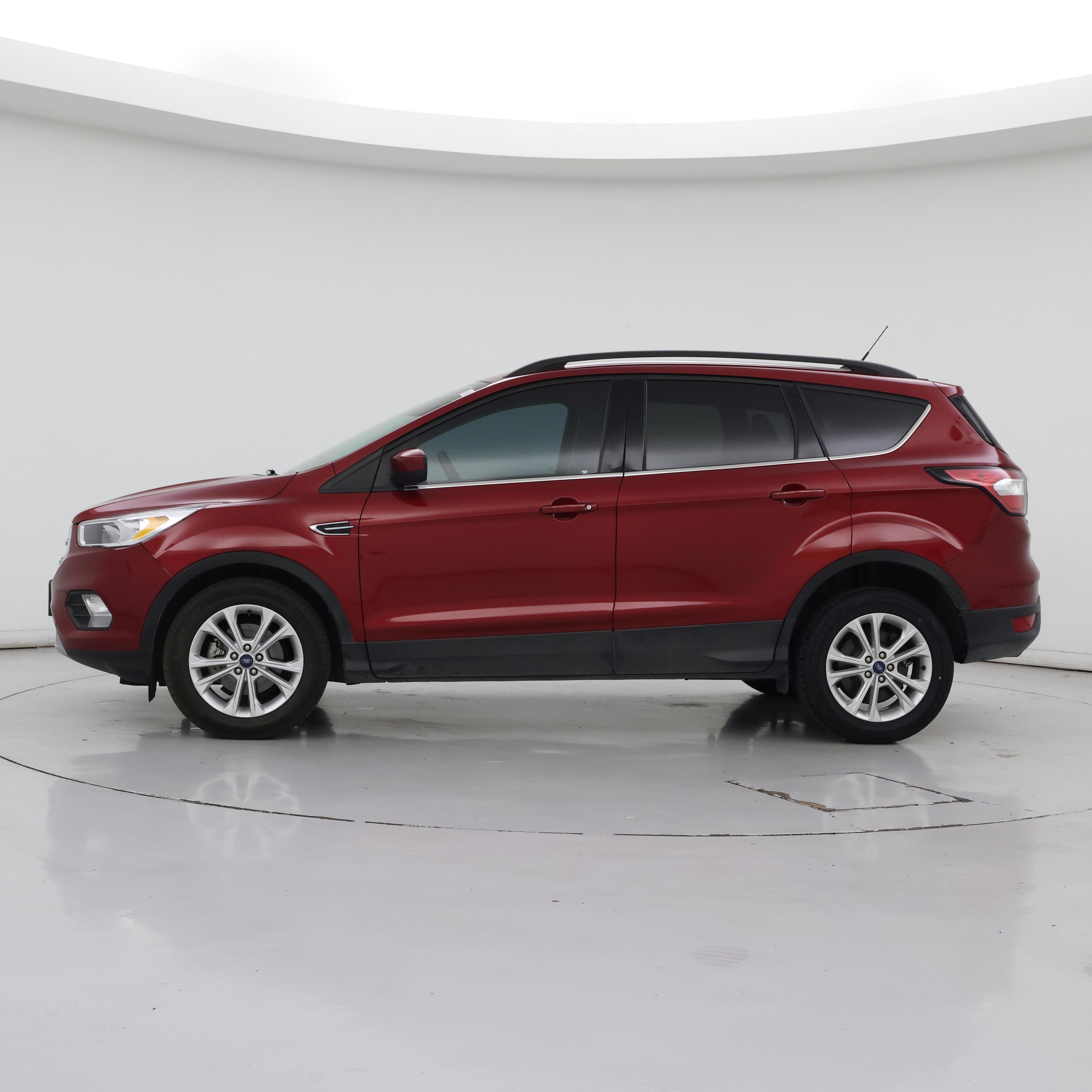 Thumbnail: 2018 Ford Escape - 3