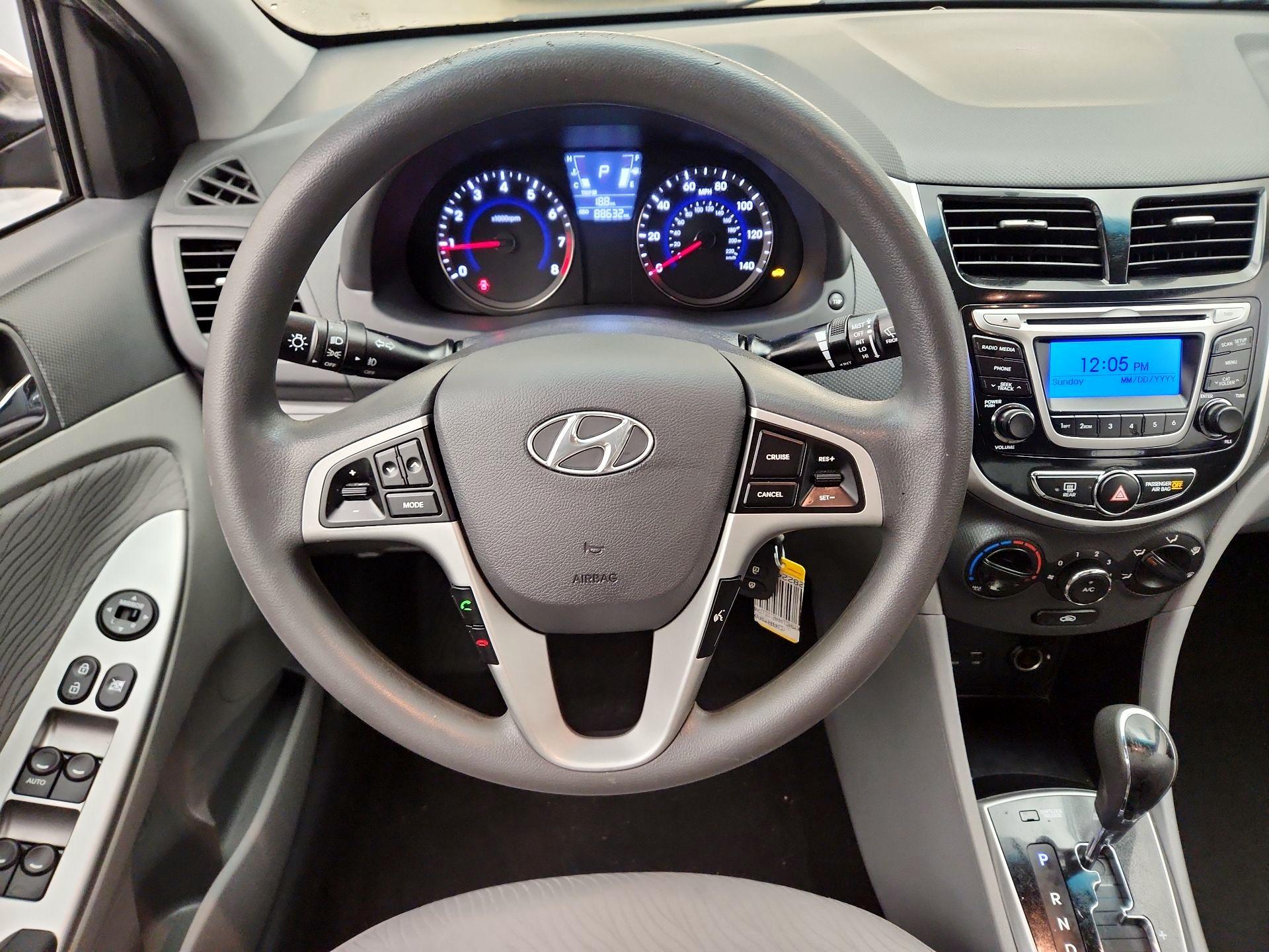 Thumbnail: 2014 Hyundai Accent - 10