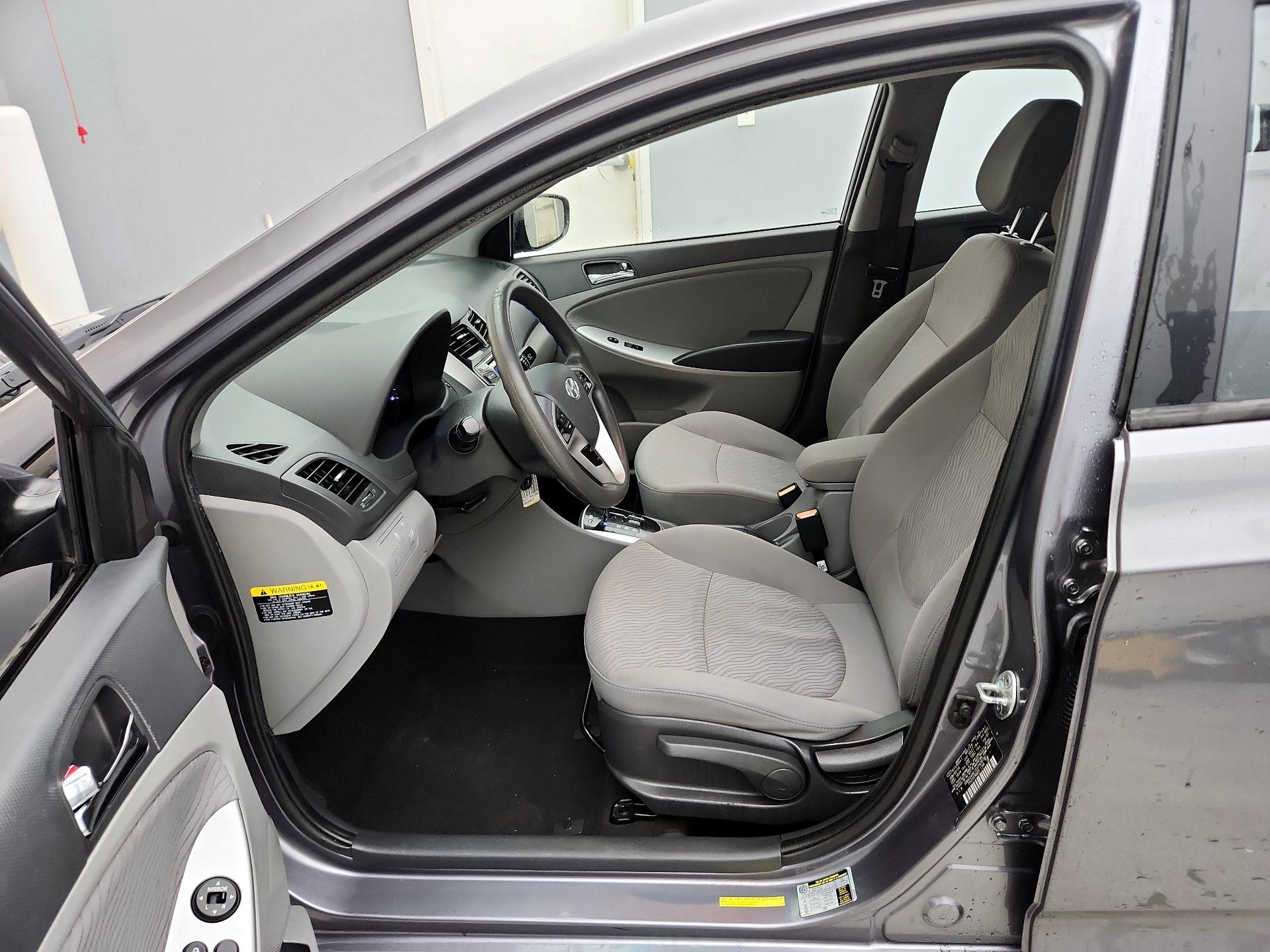 Thumbnail: 2014 Hyundai Accent - 11