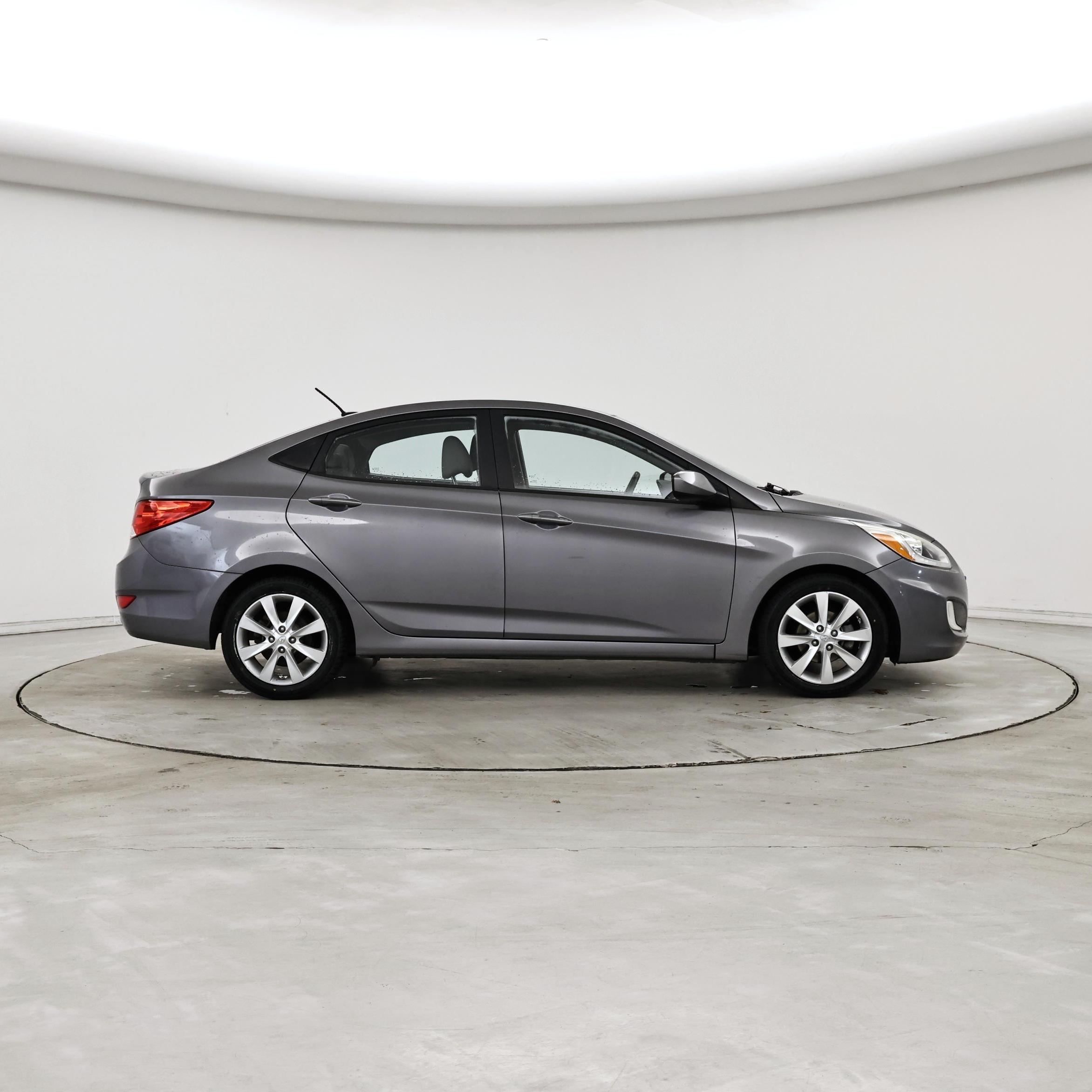 Thumbnail: 2014 Hyundai Accent - 7