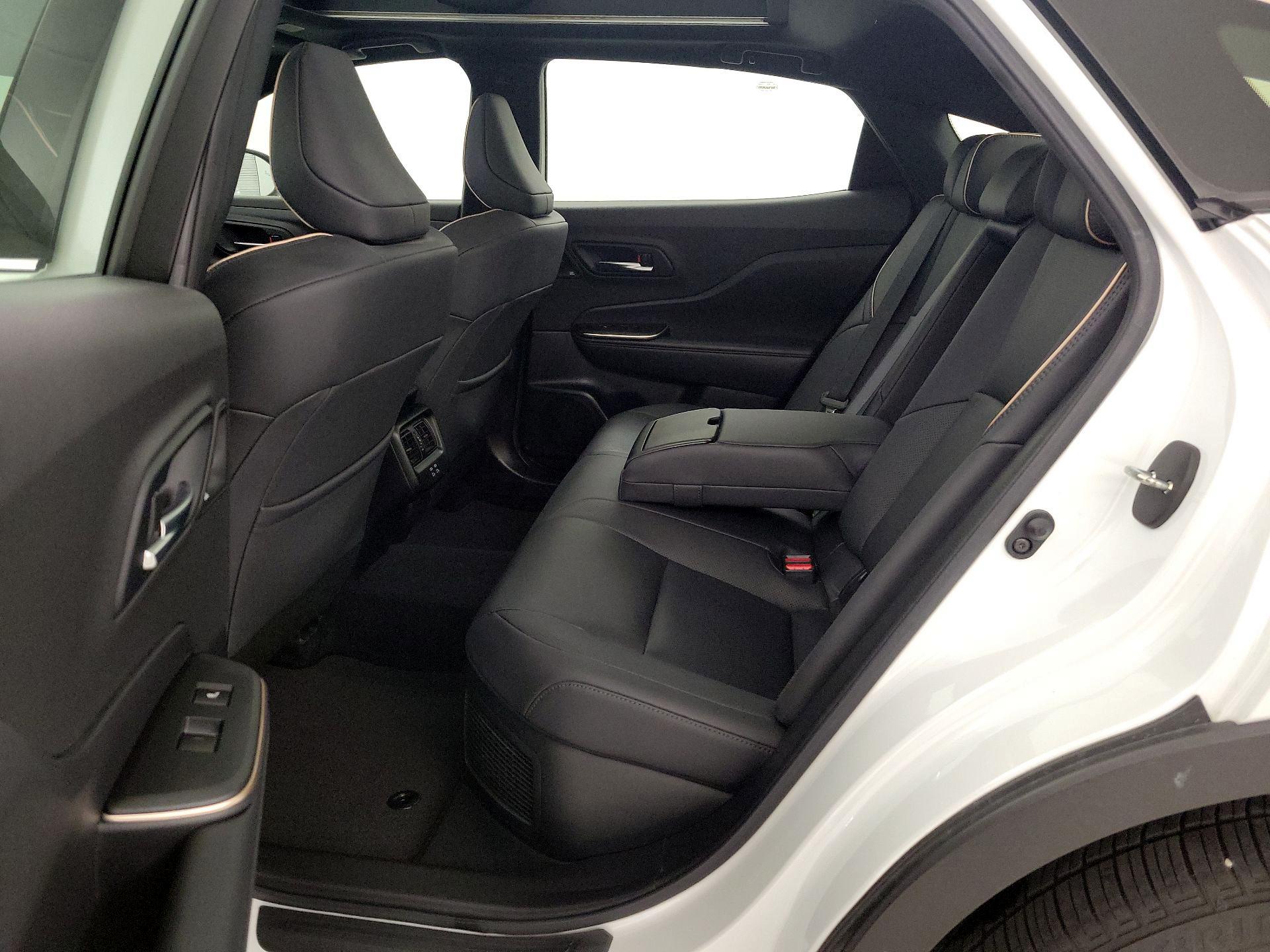 Thumbnail: 2023 Toyota Crown - 20