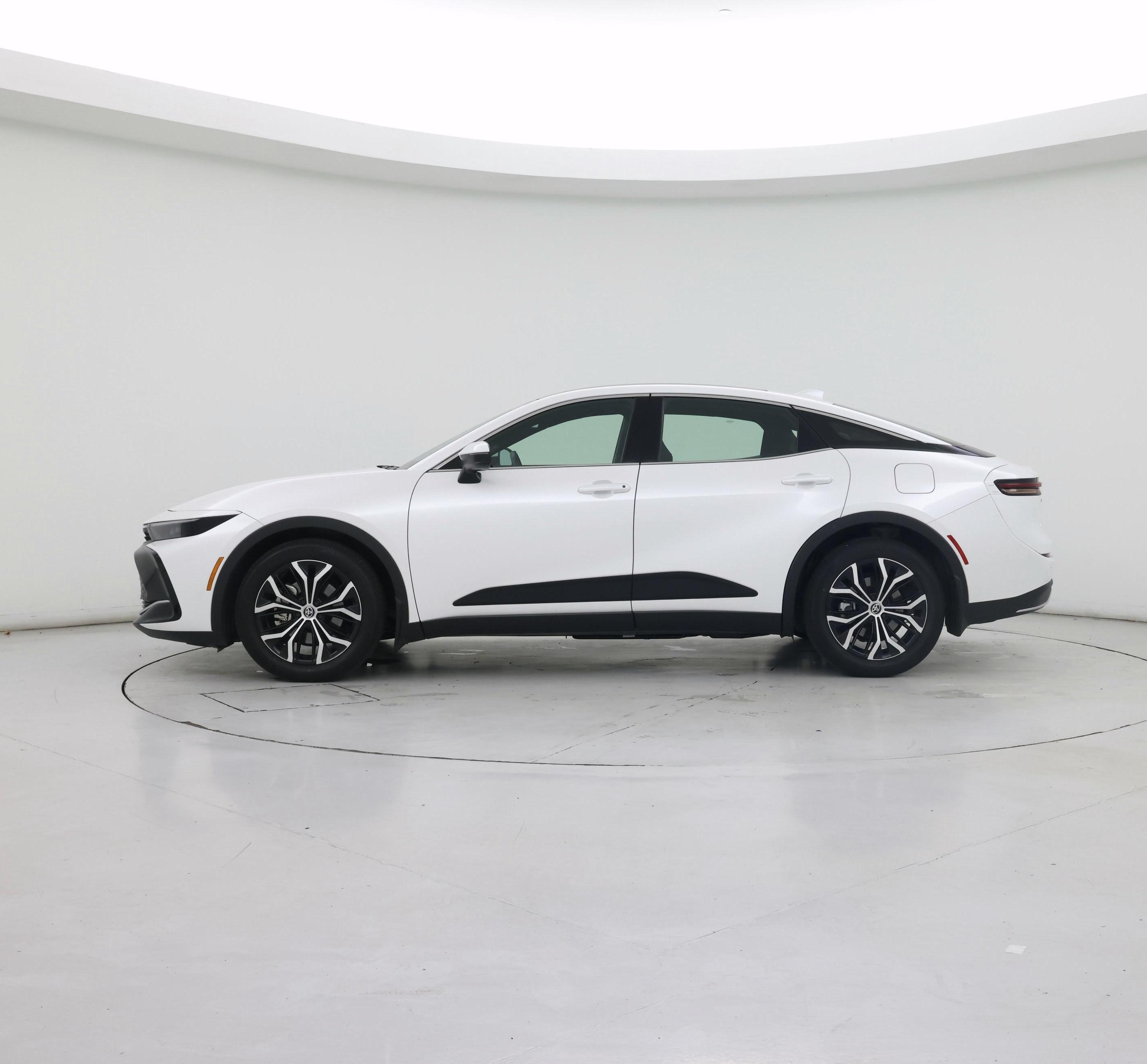 Thumbnail: 2023 Toyota Crown - 3