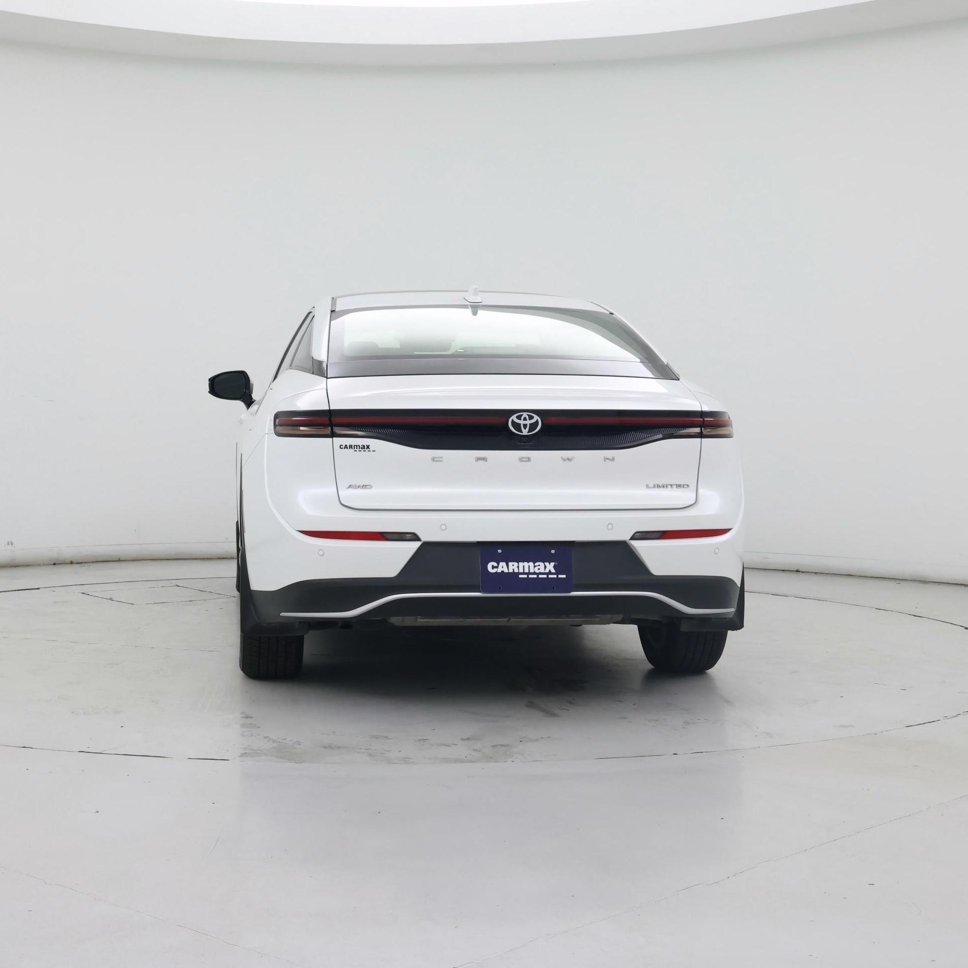 Thumbnail: 2023 Toyota Crown - 6