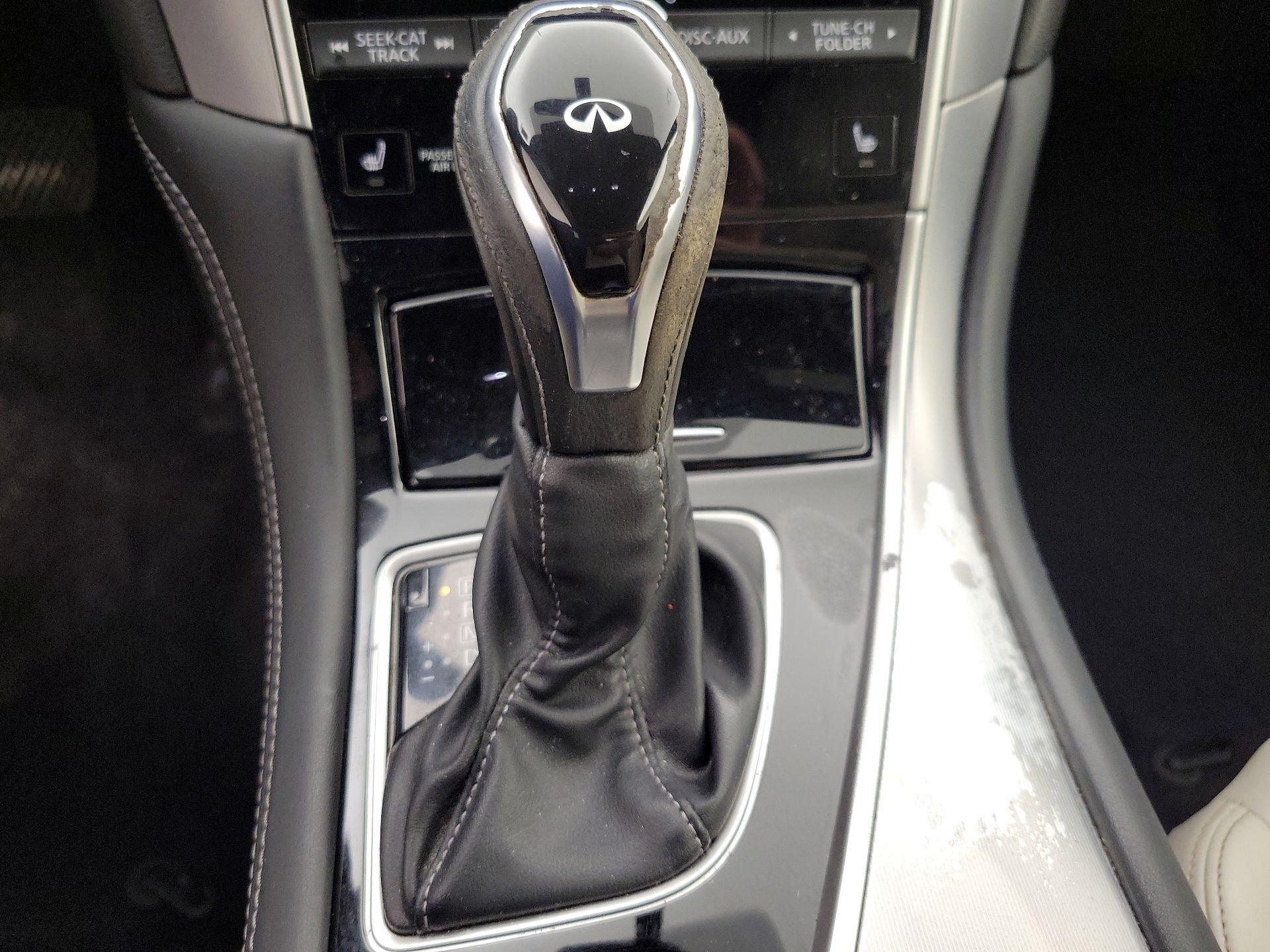 Thumbnail: 2017 INFINITI Q60 - 17