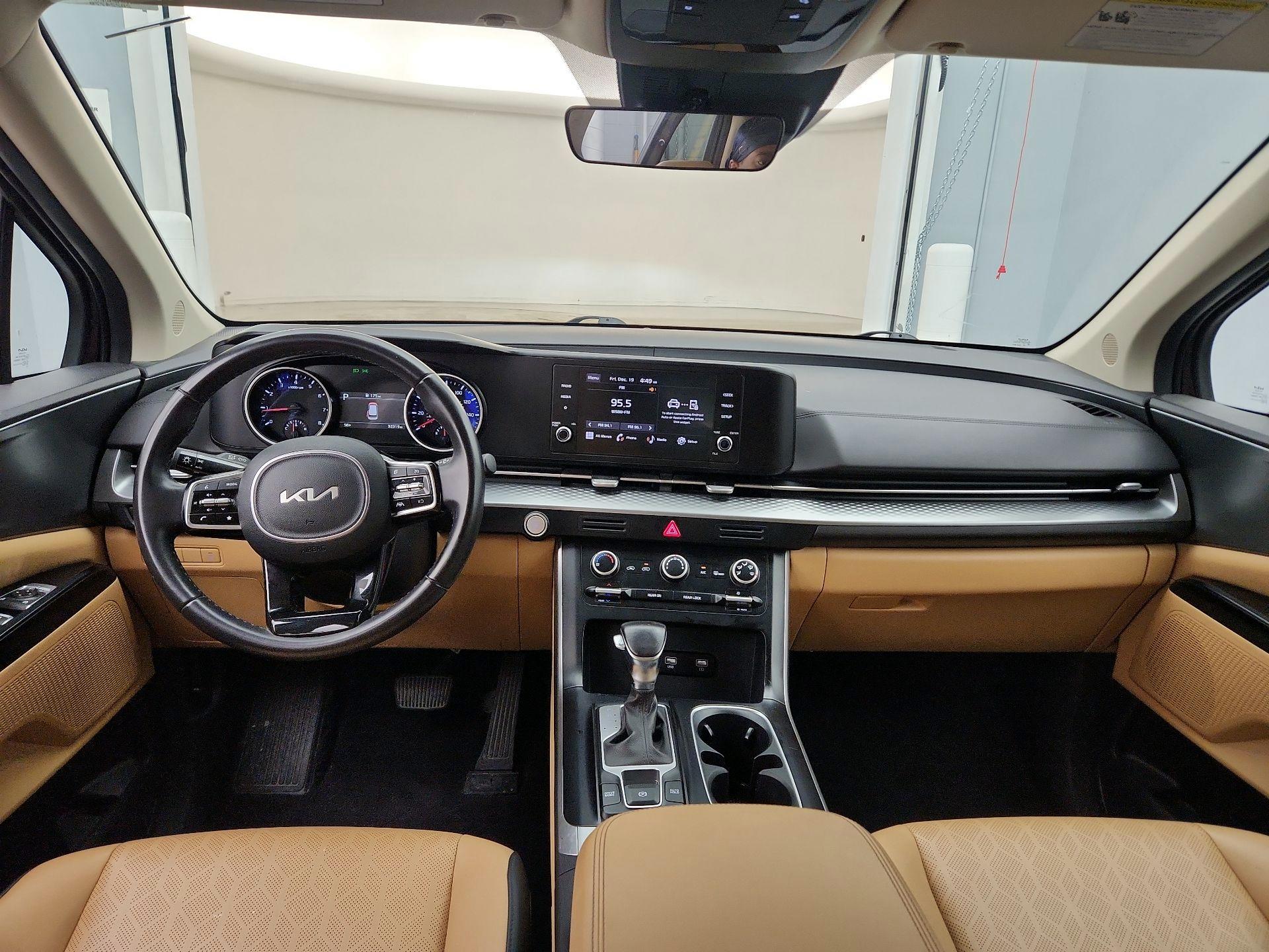 Thumbnail: 2024 Kia Carnival - 9