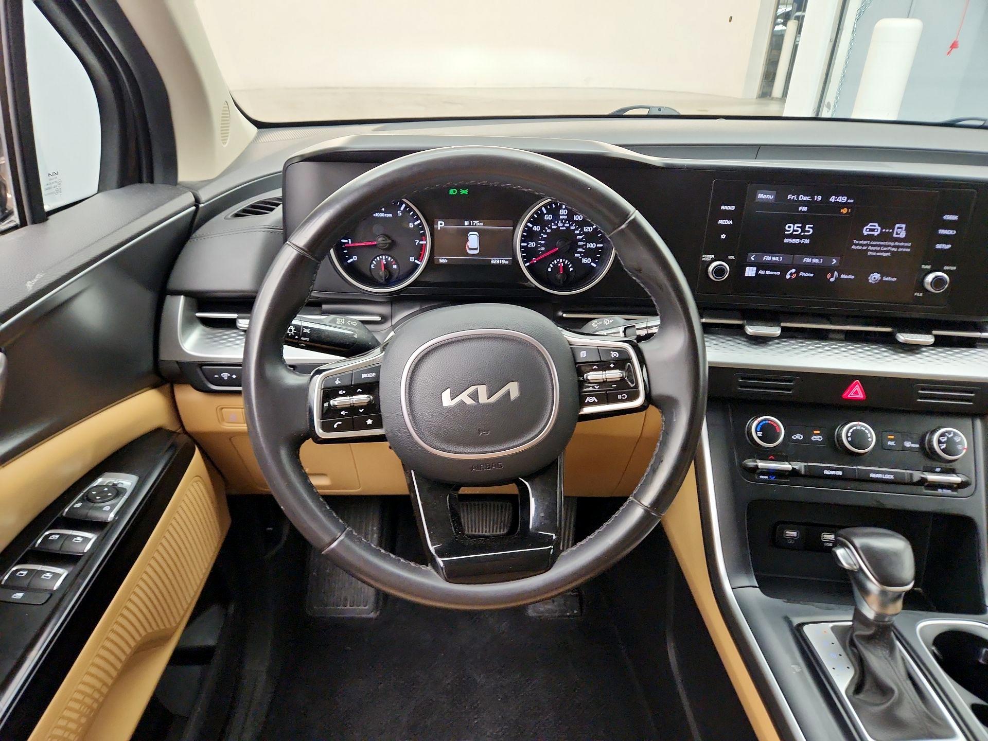 Thumbnail: 2024 Kia Carnival - 10