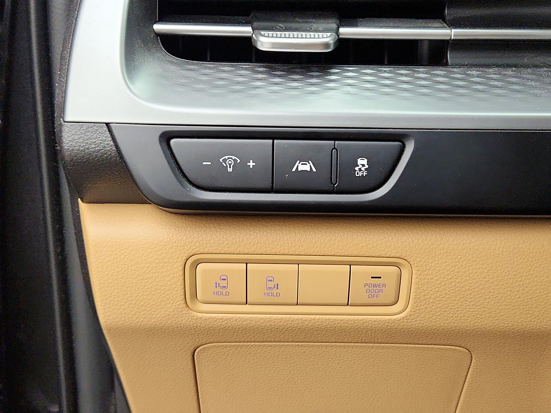 Thumbnail: 2024 Kia Carnival - 13