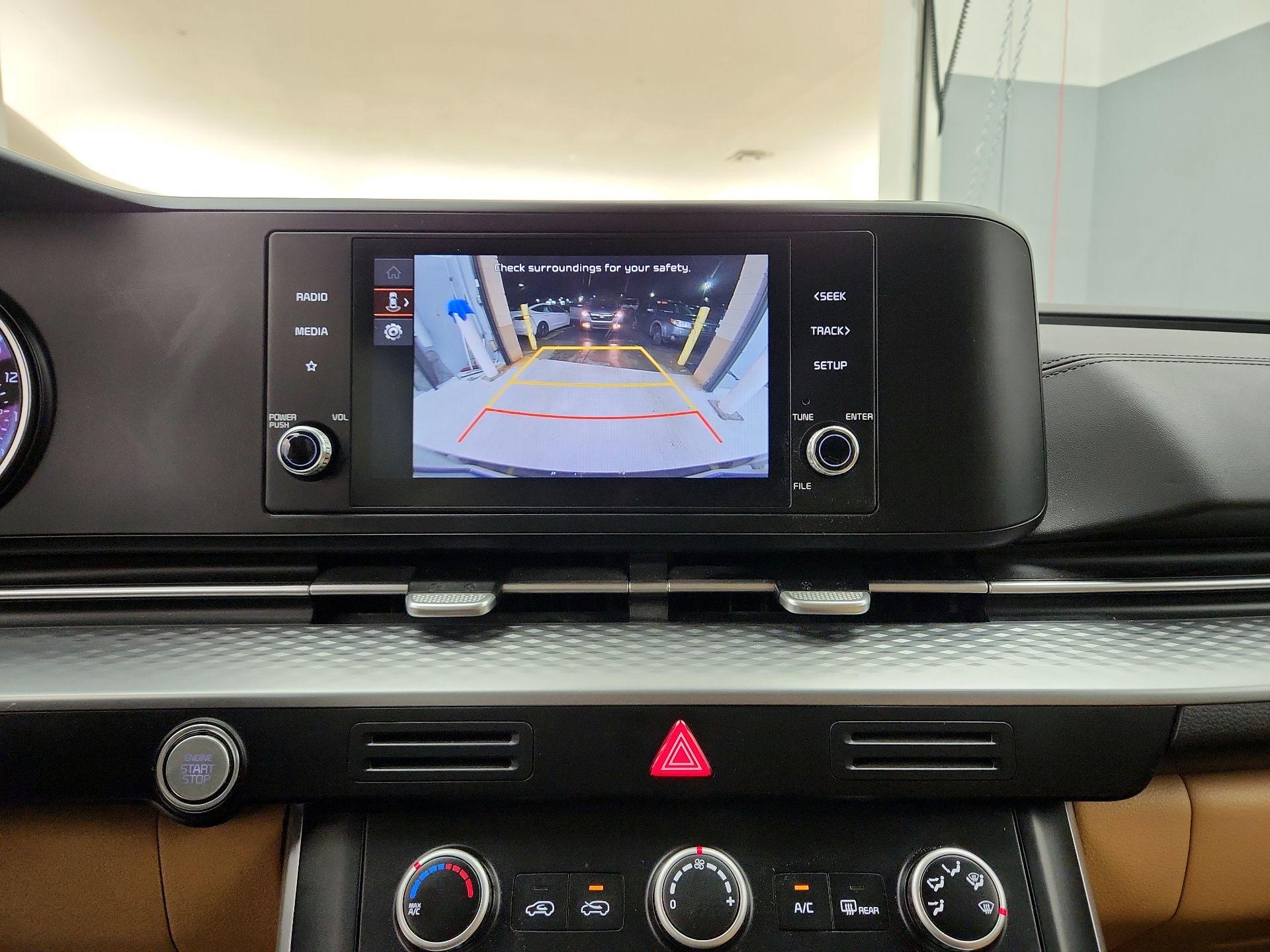 Thumbnail: 2024 Kia Carnival - 14