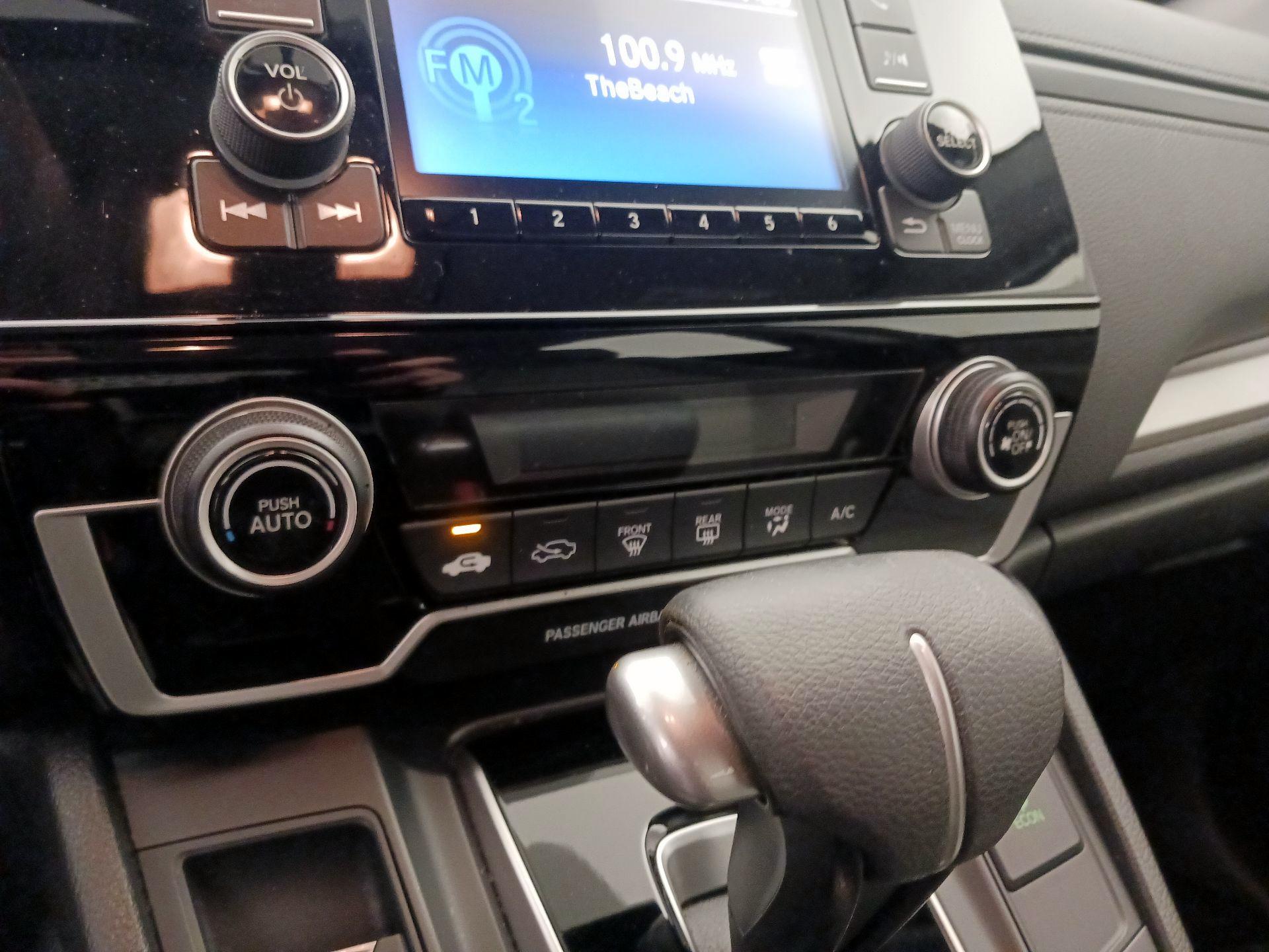 Thumbnail: 2017 Honda CR-V - 16