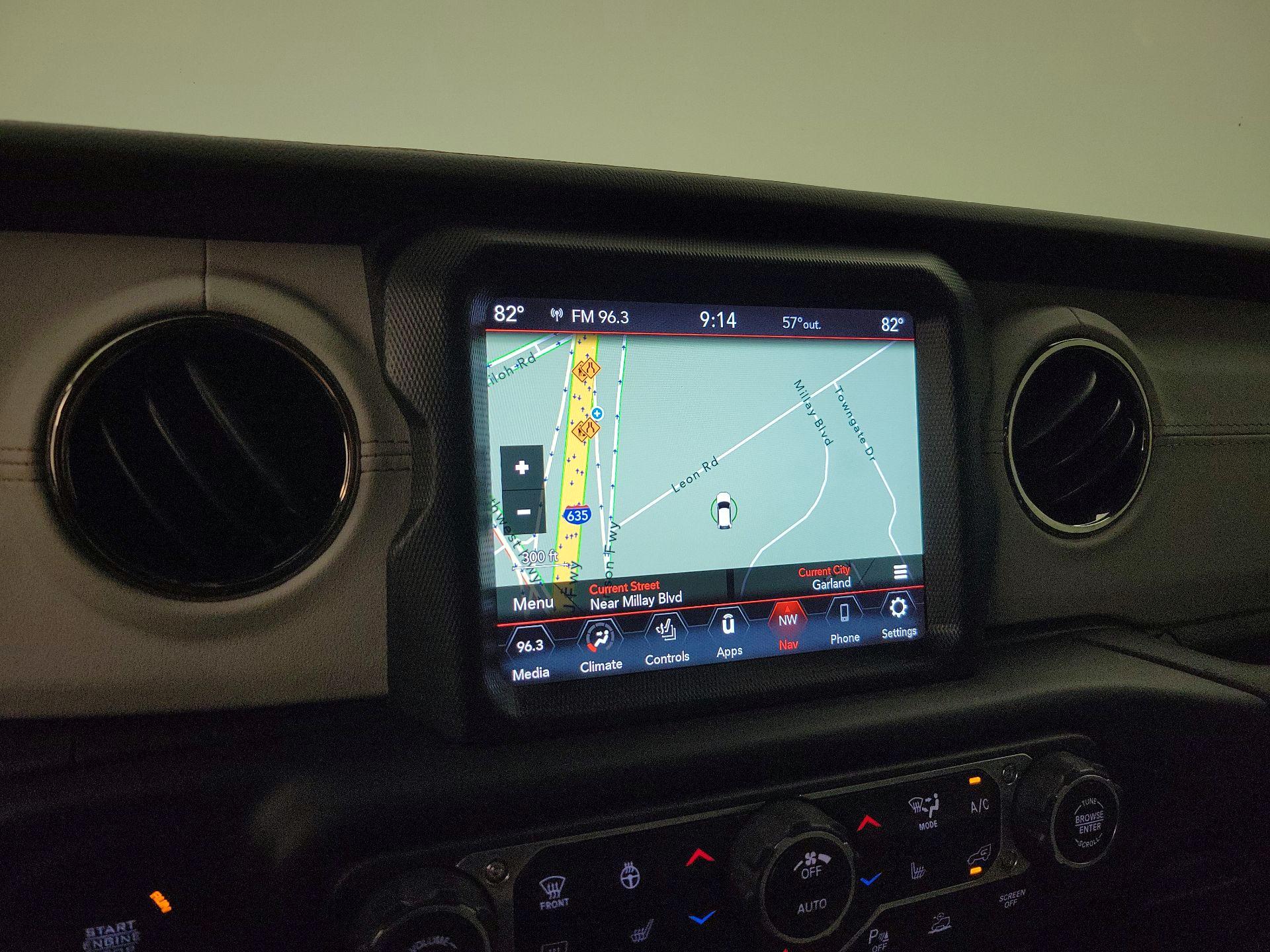 Thumbnail: 2021 Jeep Gladiator - 14