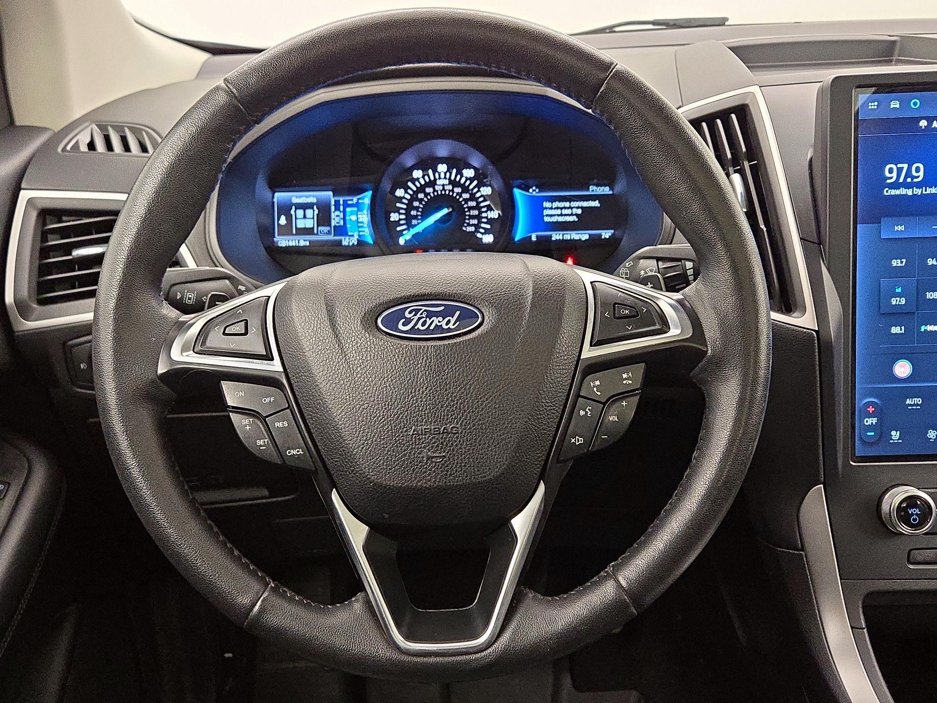 Thumbnail: 2022 Ford Edge - 10