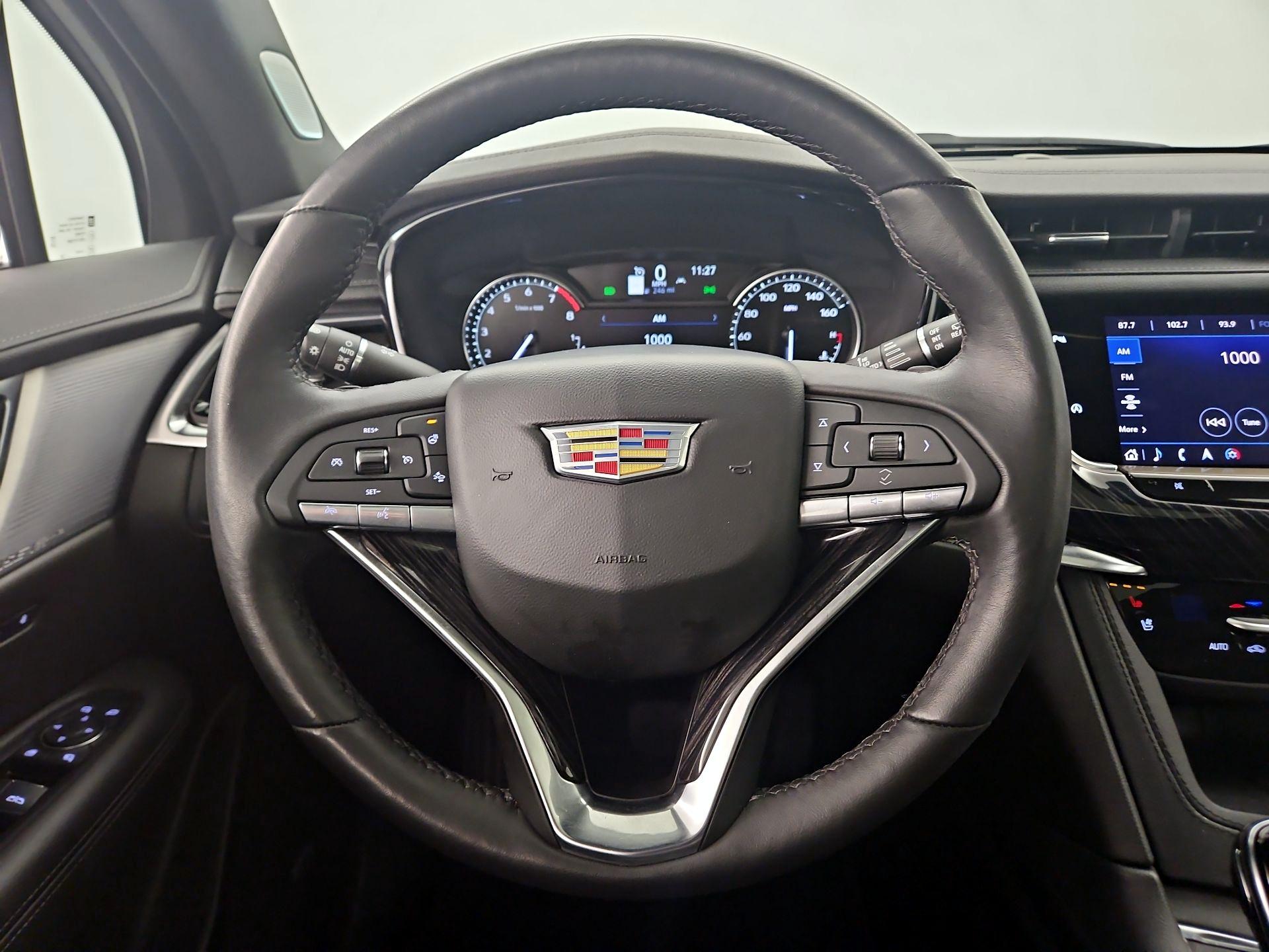 Thumbnail: 2025 Cadillac XT6 - 10
