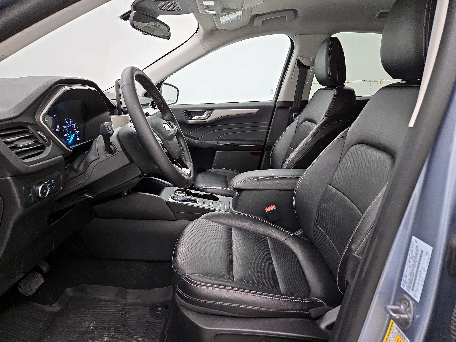 Thumbnail: 2022 Ford Escape - 11