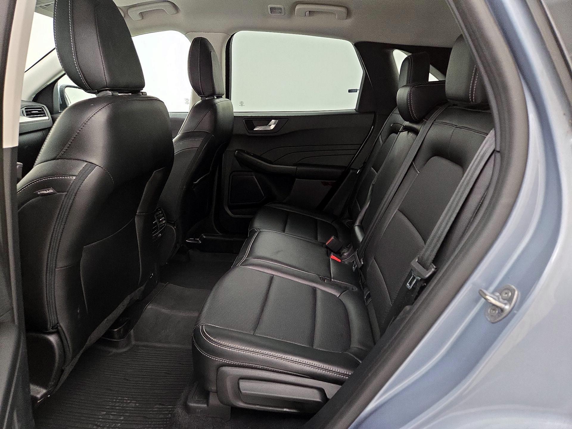 Thumbnail: 2022 Ford Escape - 20