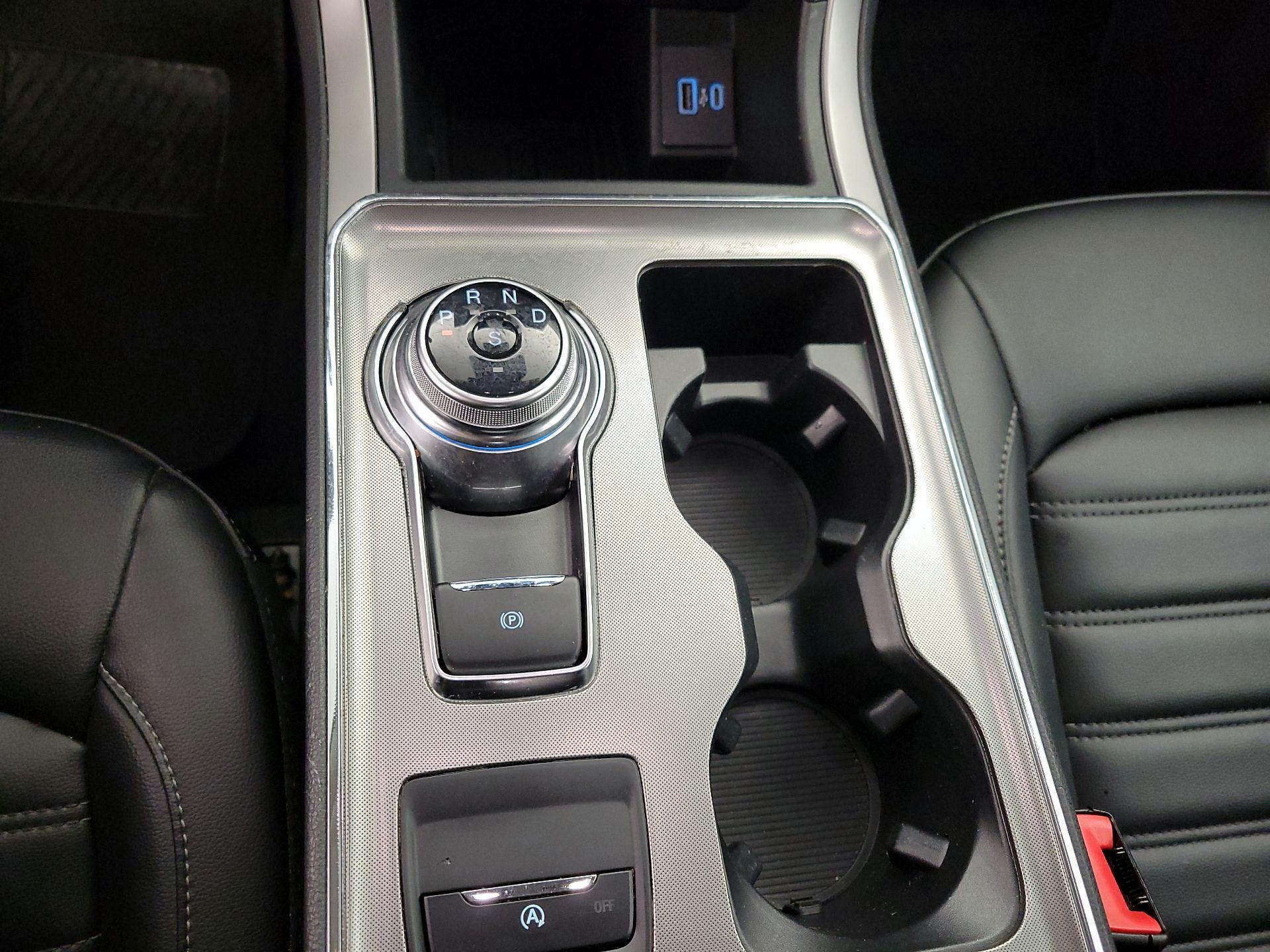 Thumbnail: 2022 Ford Edge - 17