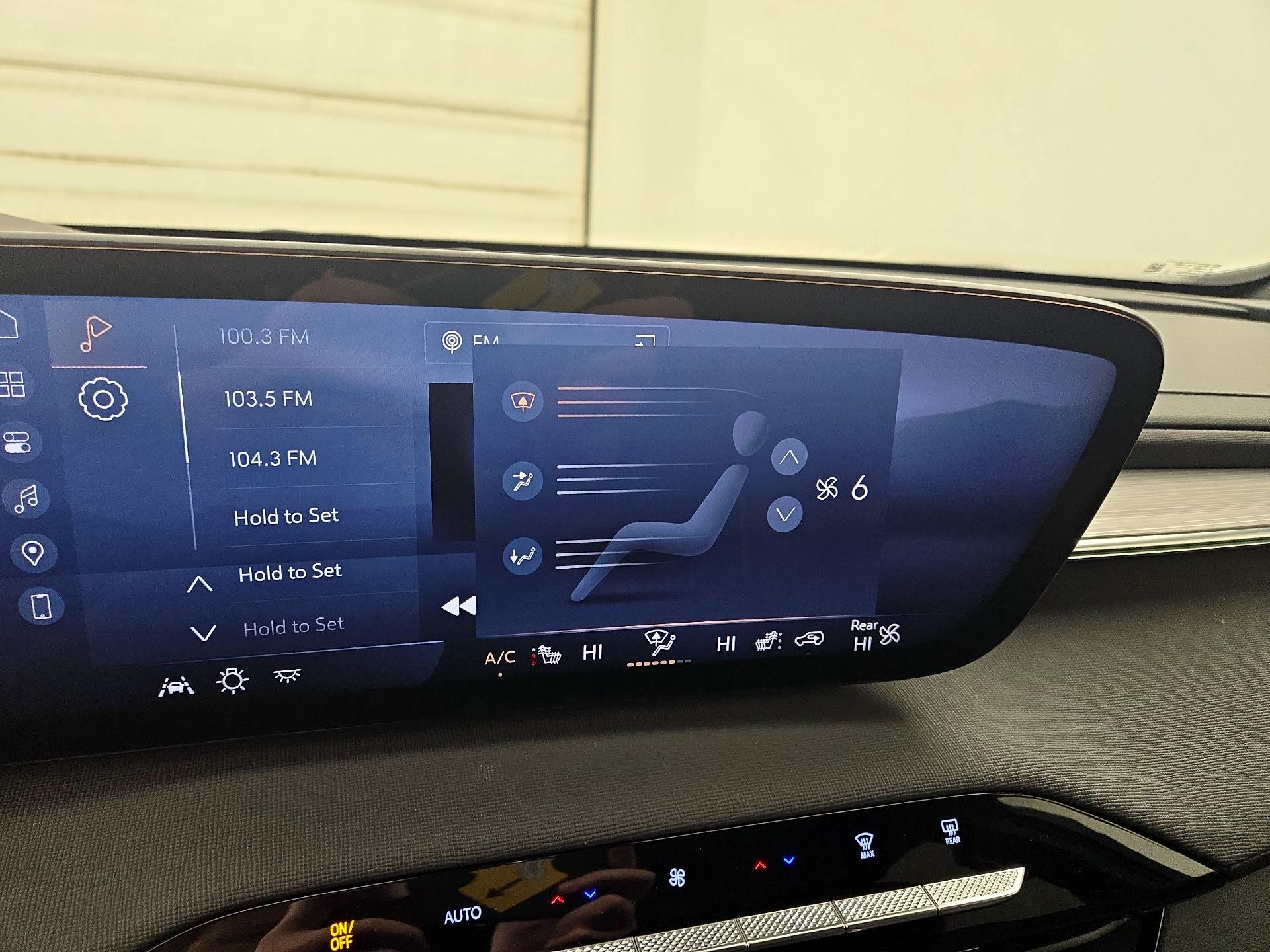 Thumbnail: 2025 Buick Enclave - 16