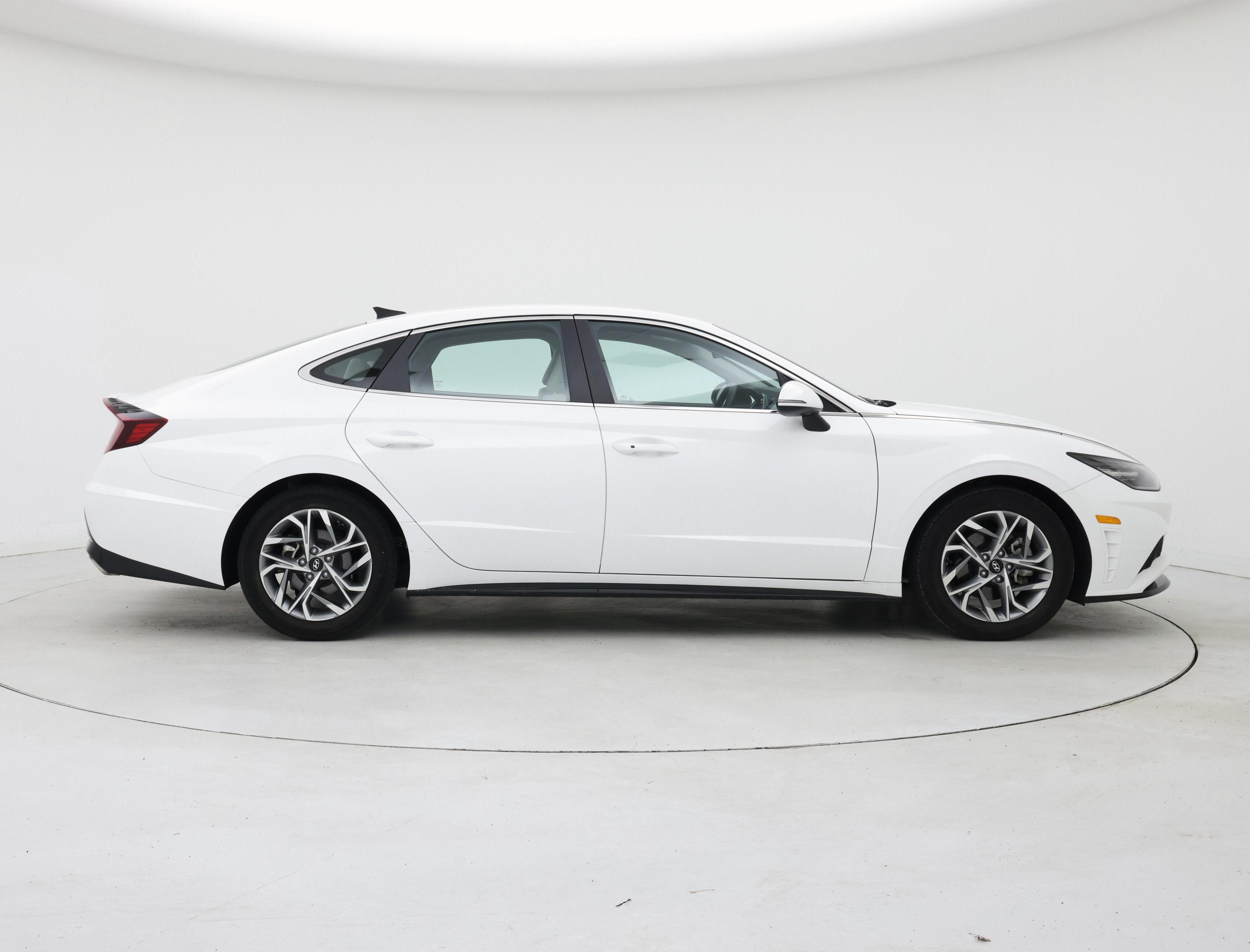 Thumbnail: 2023 Hyundai Sonata - 7