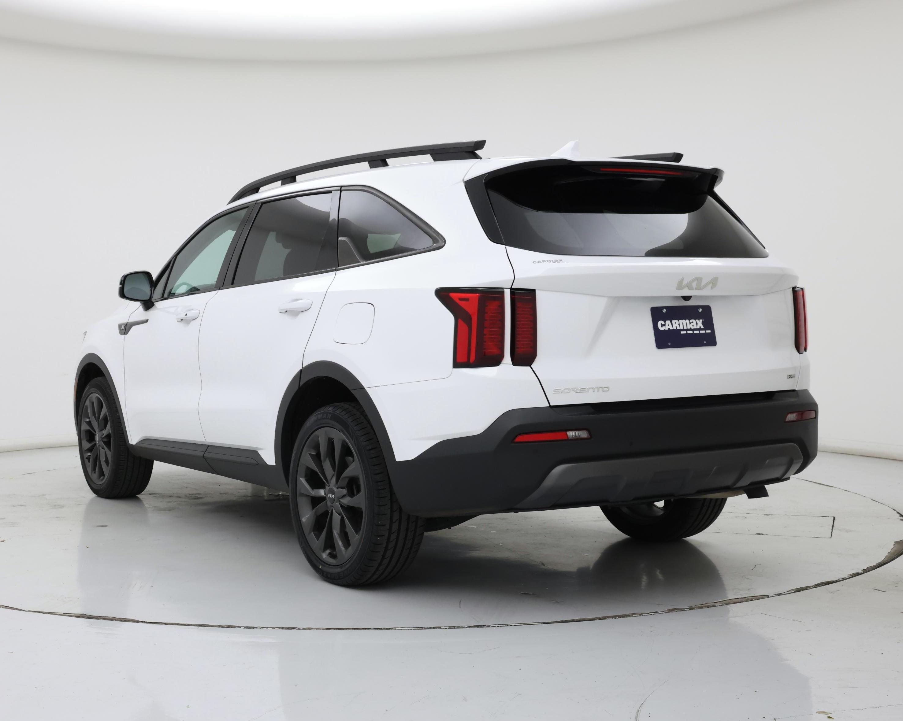 Thumbnail: 2023 Kia Sorento - 2