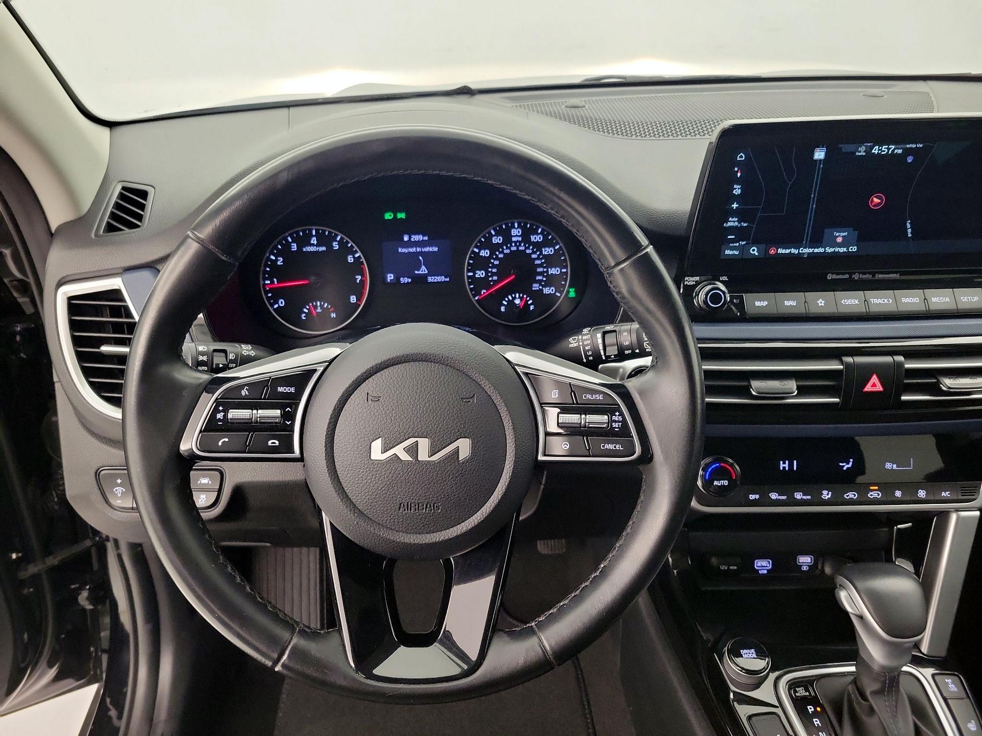 Thumbnail: 2023 Kia Seltos - 10