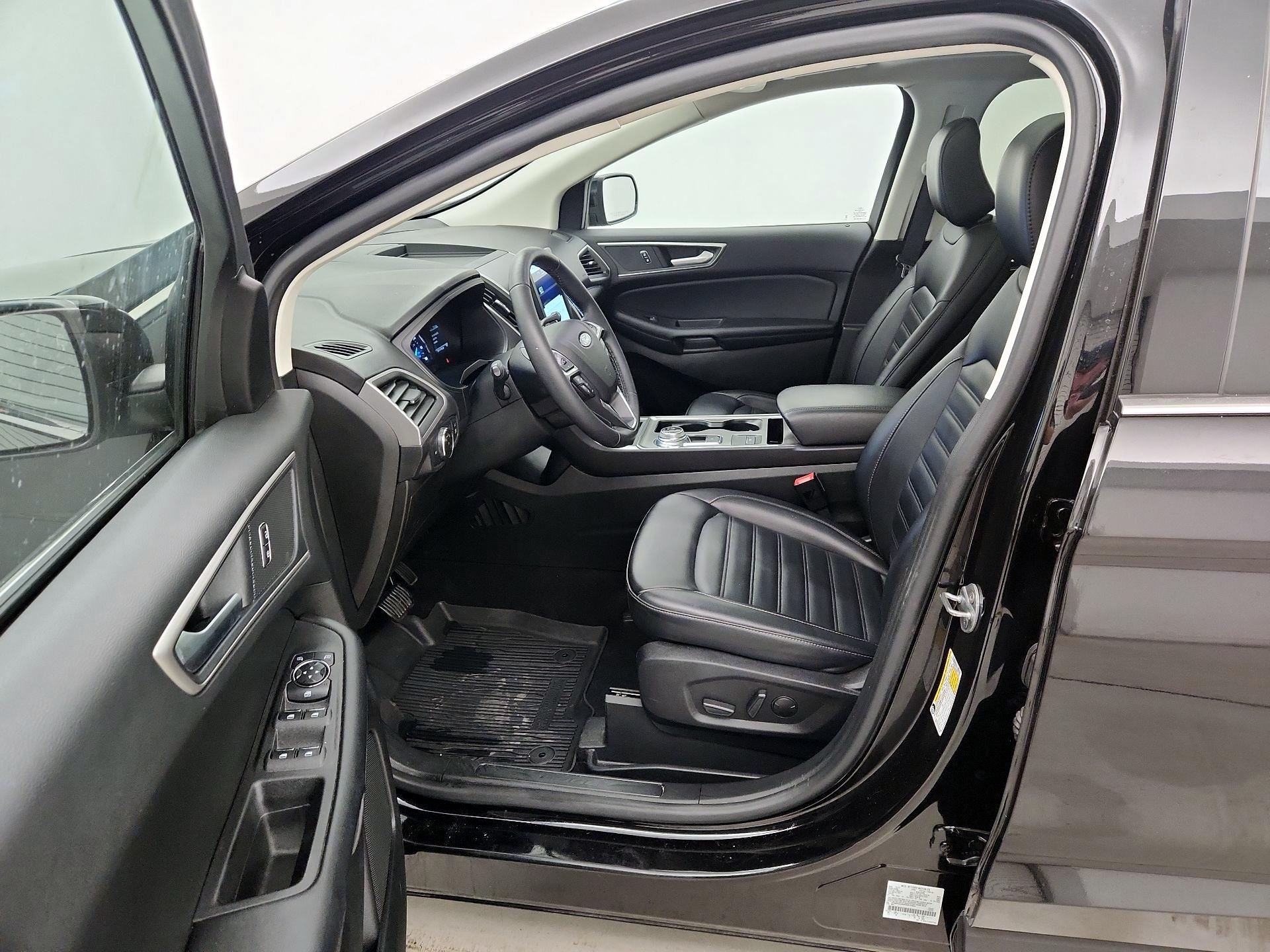 Thumbnail: 2022 Ford Edge - 11