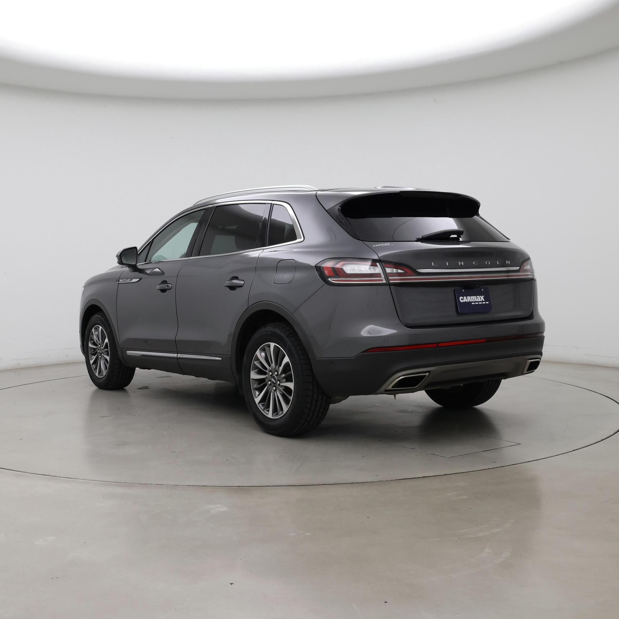 Thumbnail: 2022 Lincoln Nautilus - 2