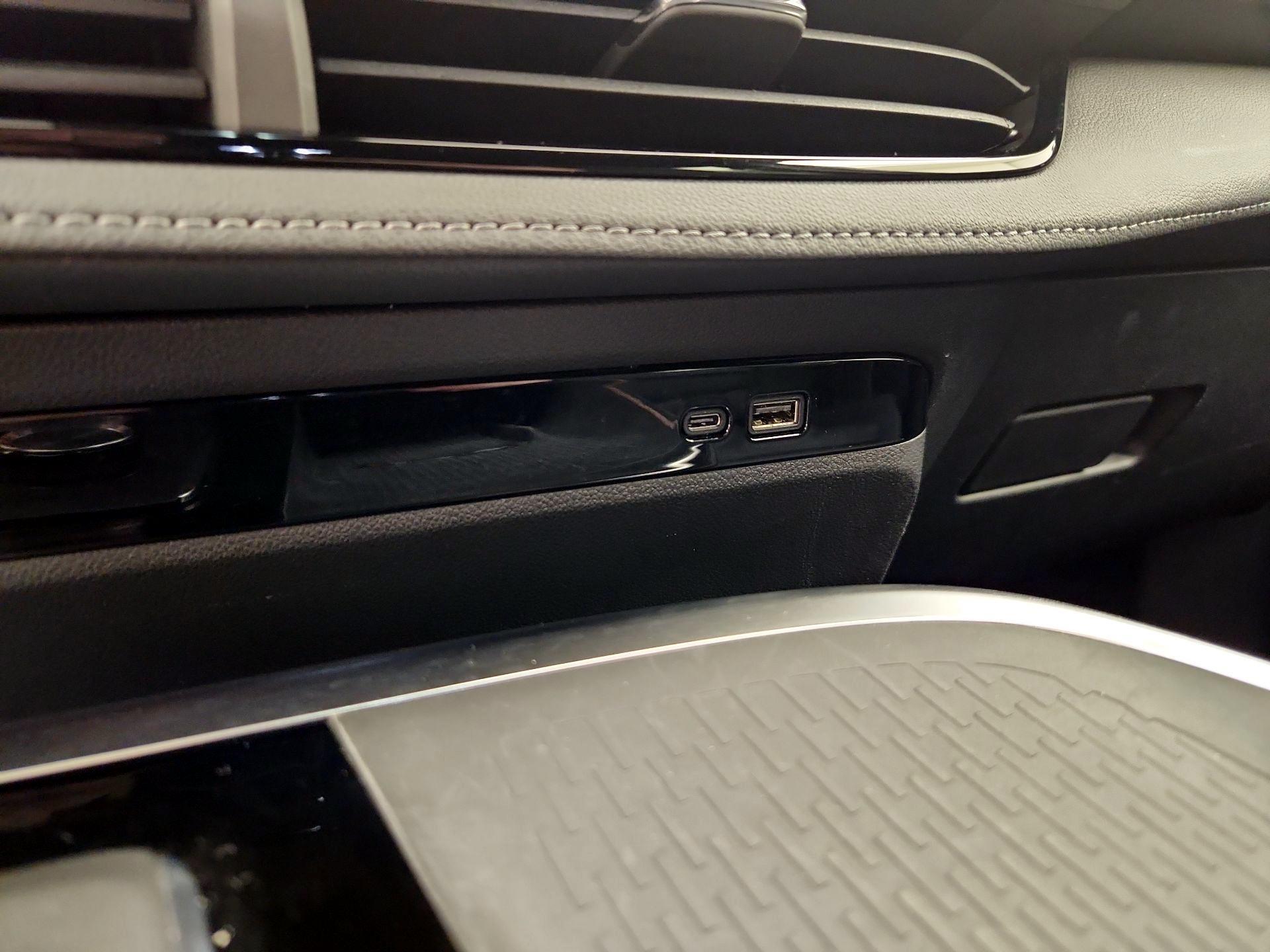 Thumbnail: 2025 Buick Enclave - 19