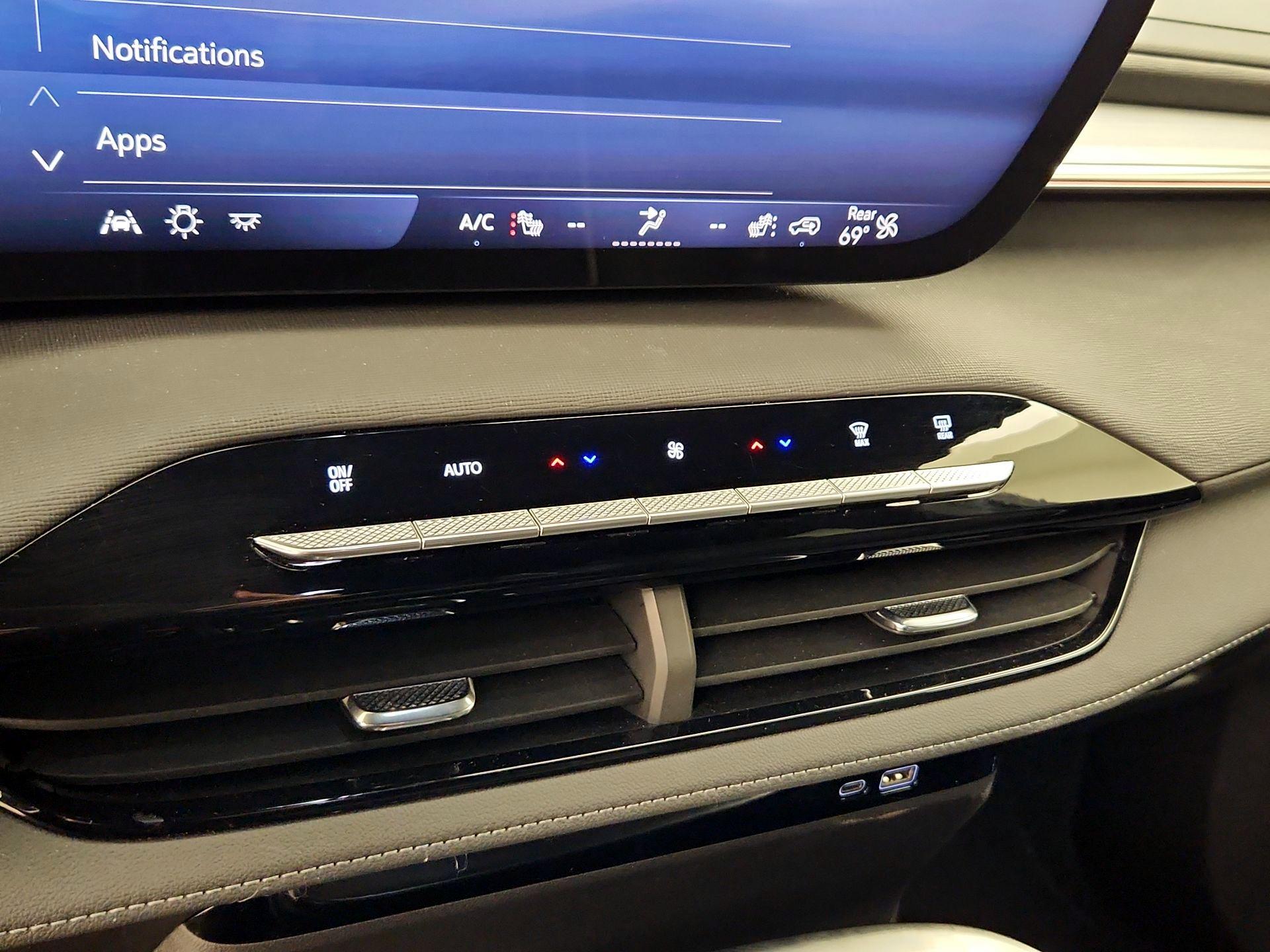 Thumbnail: 2025 Buick Enclave - 16