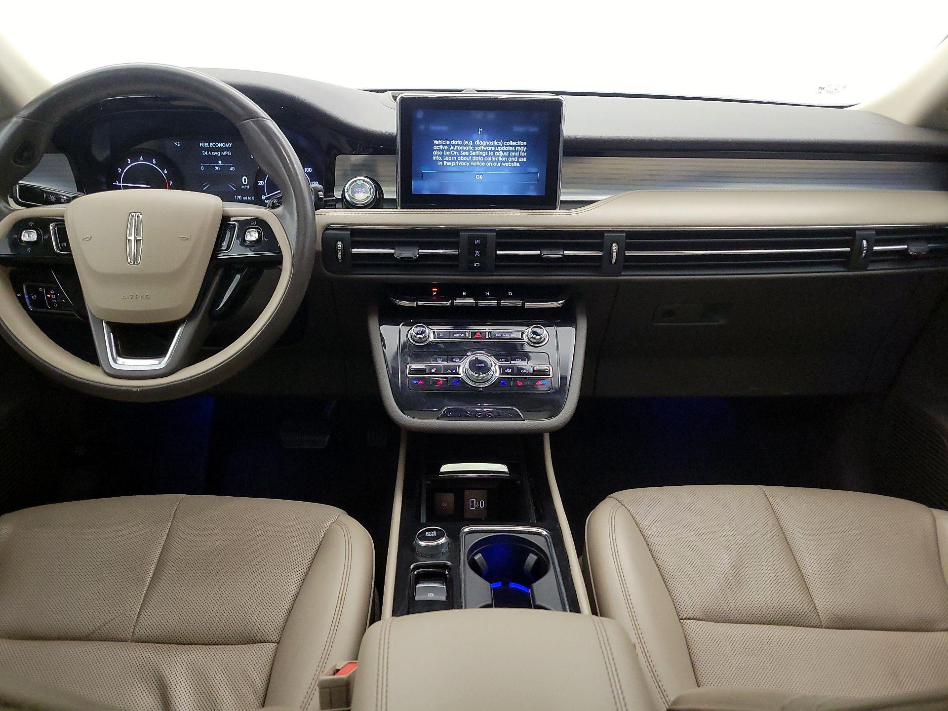 Thumbnail: 2021 Lincoln Corsair - 9