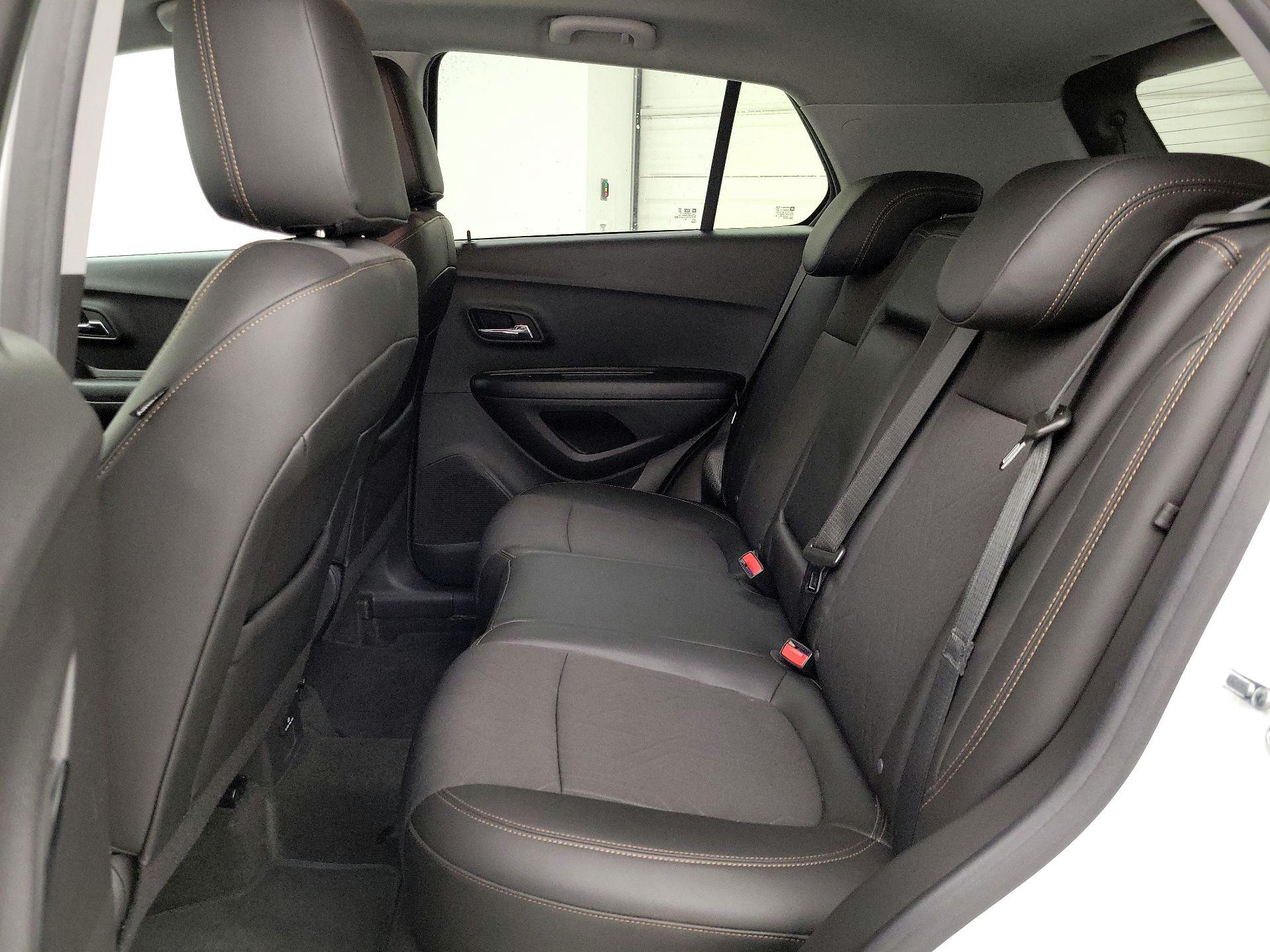 Thumbnail: 2022 Chevrolet Trax - 19