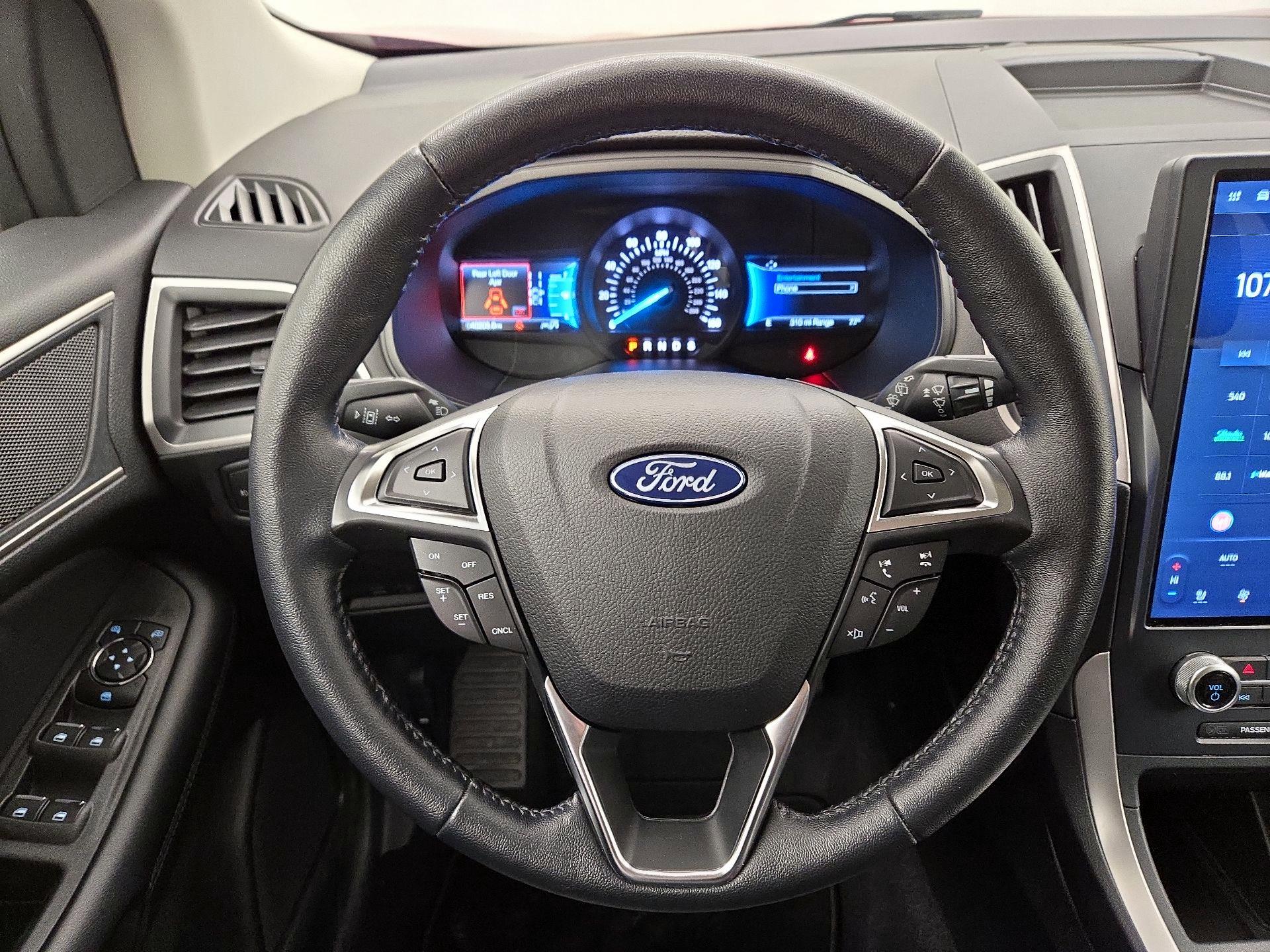 Thumbnail: 2022 Ford Edge - 10