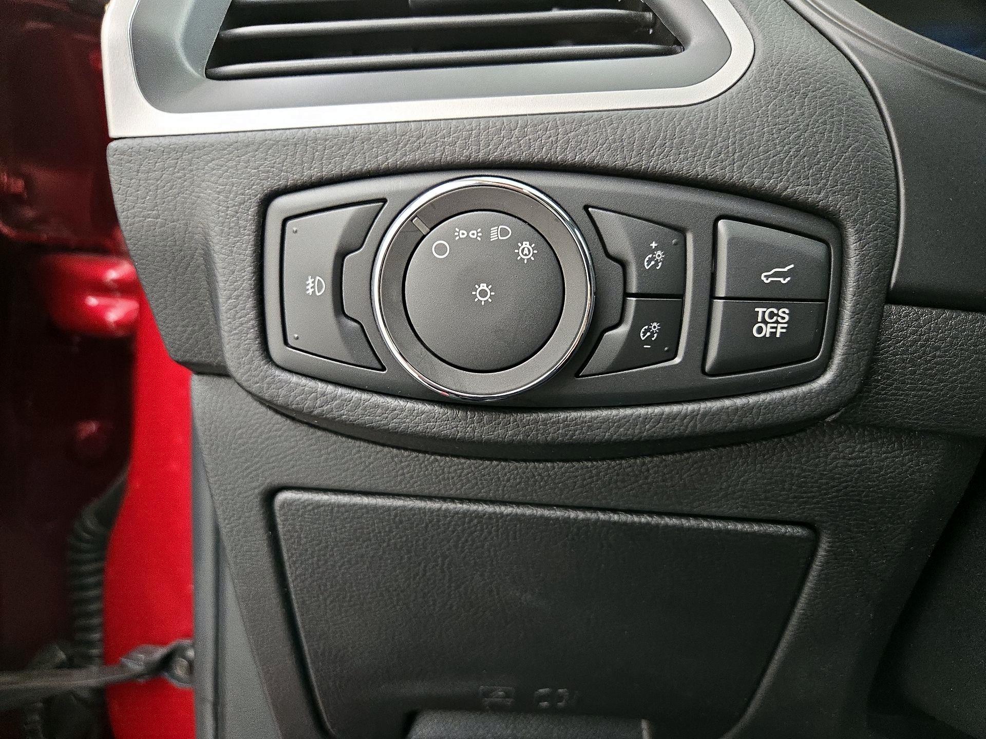 Thumbnail: 2022 Ford Edge - 13