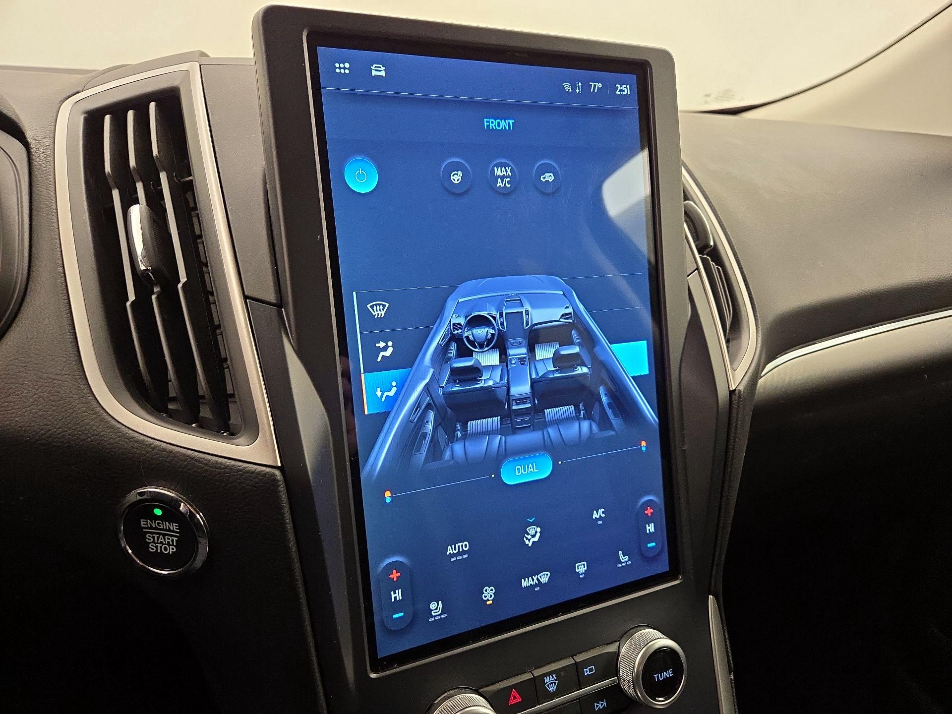 Thumbnail: 2022 Ford Edge - 16