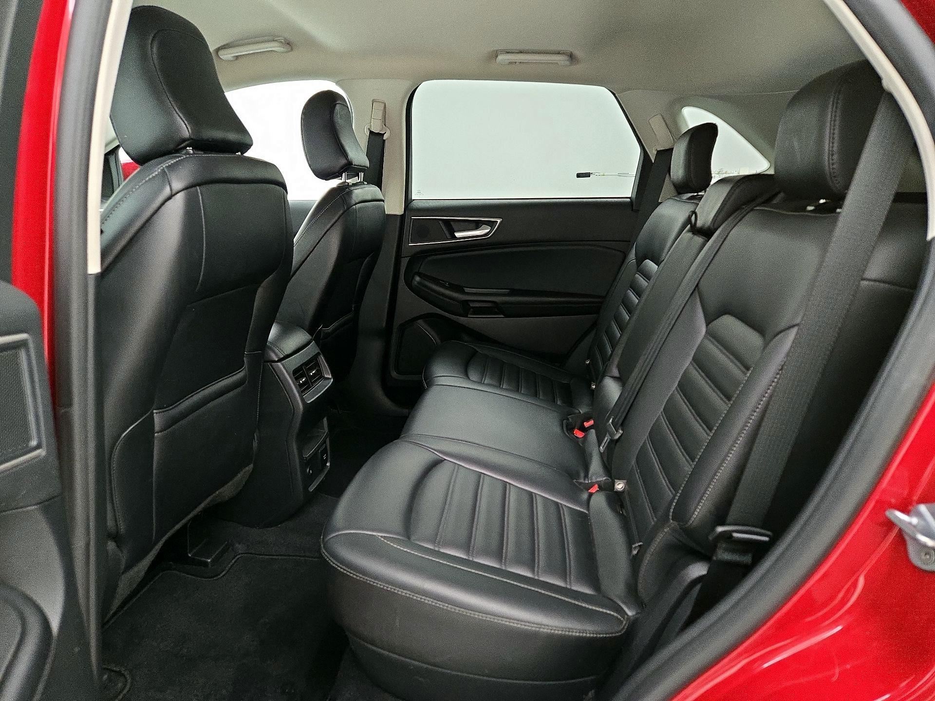 Thumbnail: 2022 Ford Edge - 19