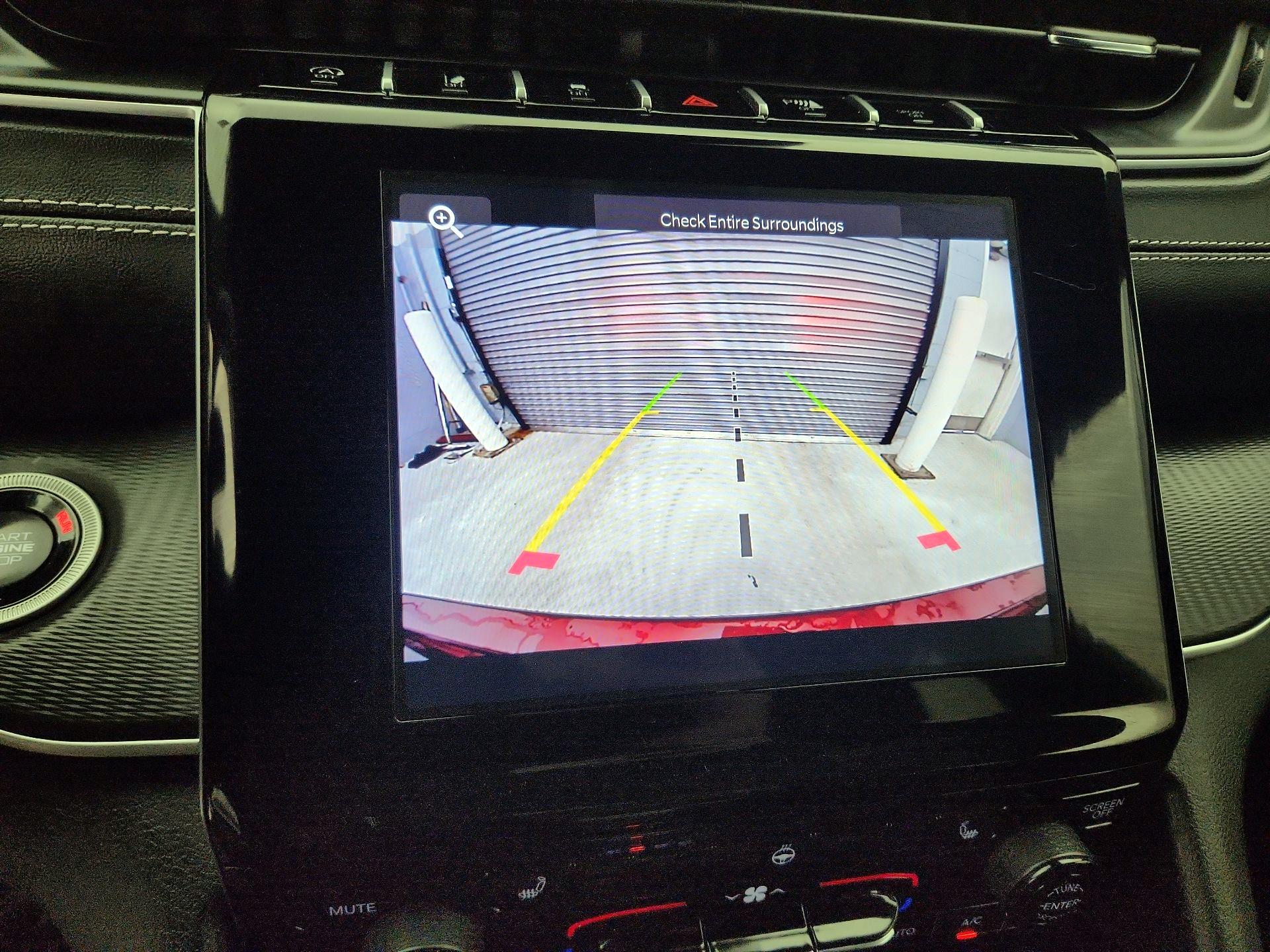 Thumbnail: 2024 Jeep Grand Cherokee - 14