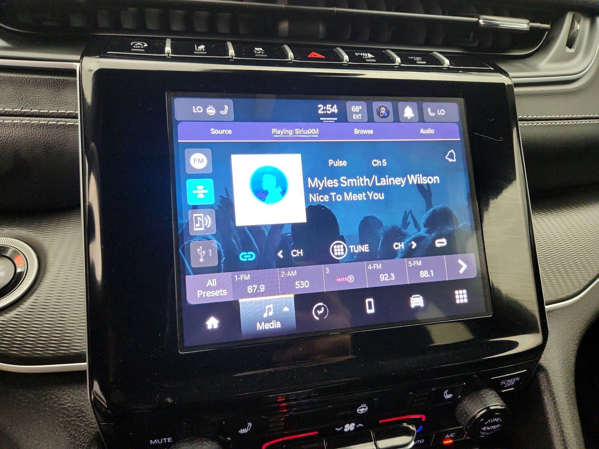 Thumbnail: 2024 Jeep Grand Cherokee - 15