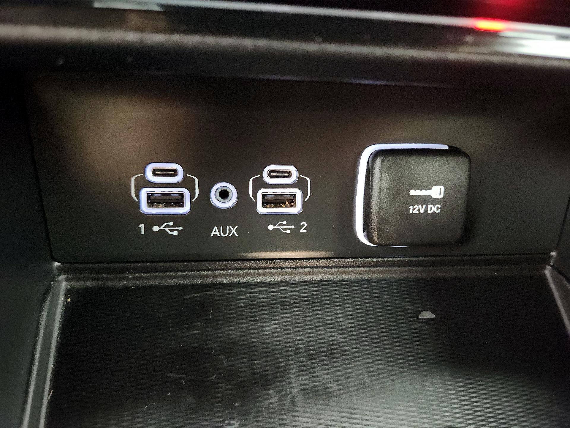 Thumbnail: 2024 Jeep Grand Cherokee - 18