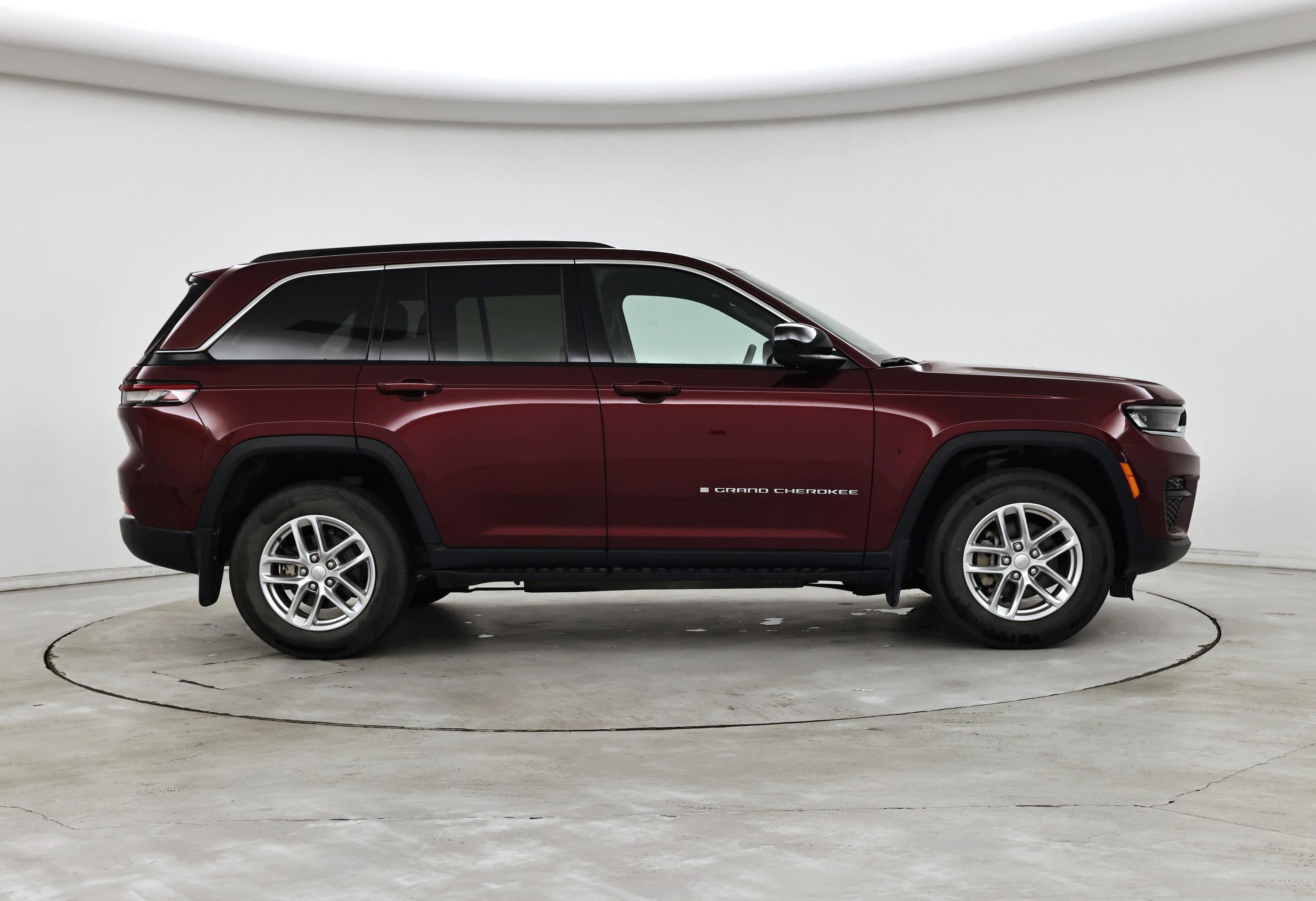 Thumbnail: 2024 Jeep Grand Cherokee - 7