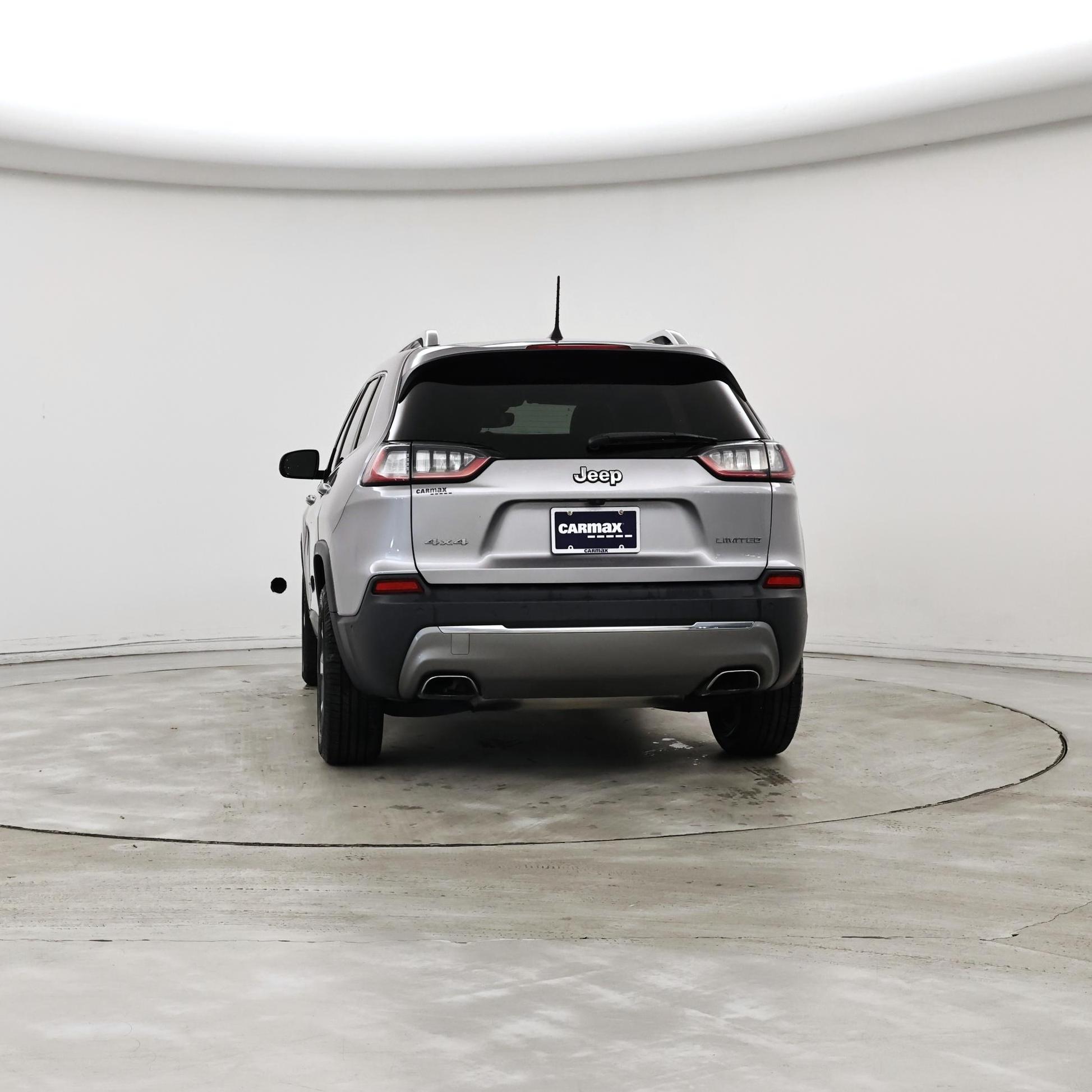 Thumbnail: 2019 Jeep Cherokee - 6