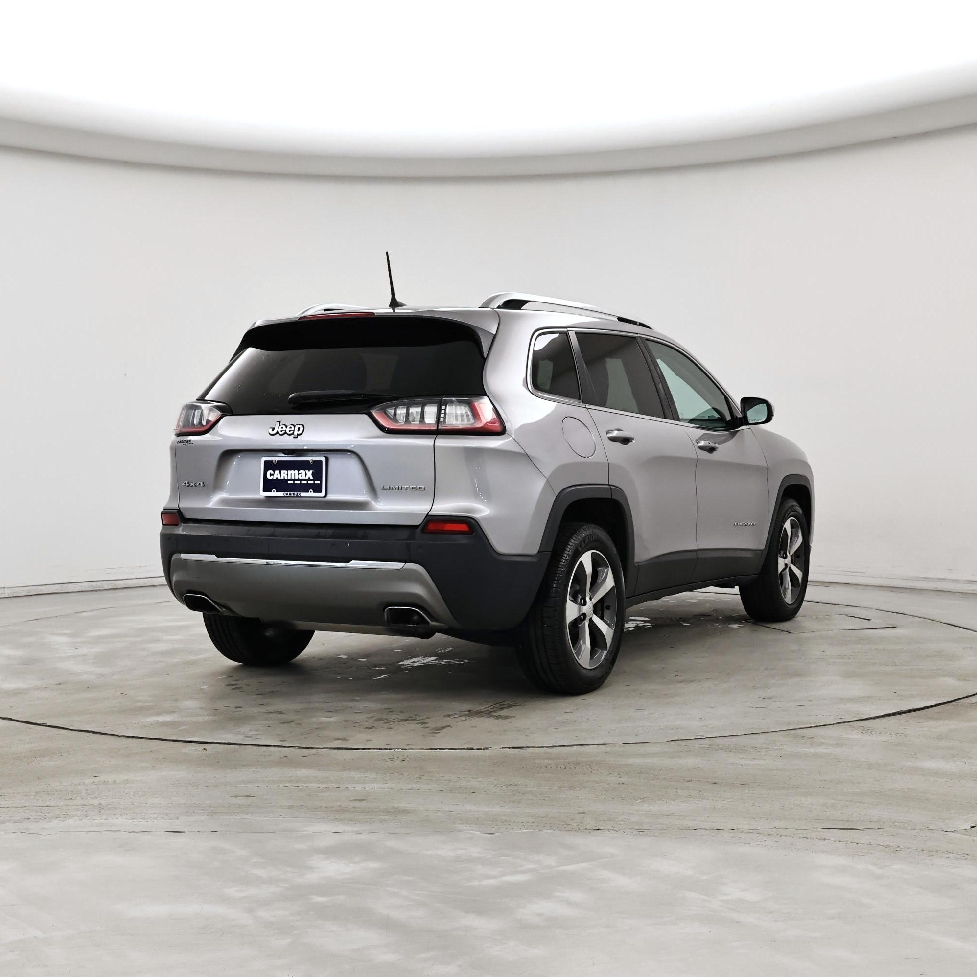 Thumbnail: 2019 Jeep Cherokee - 8