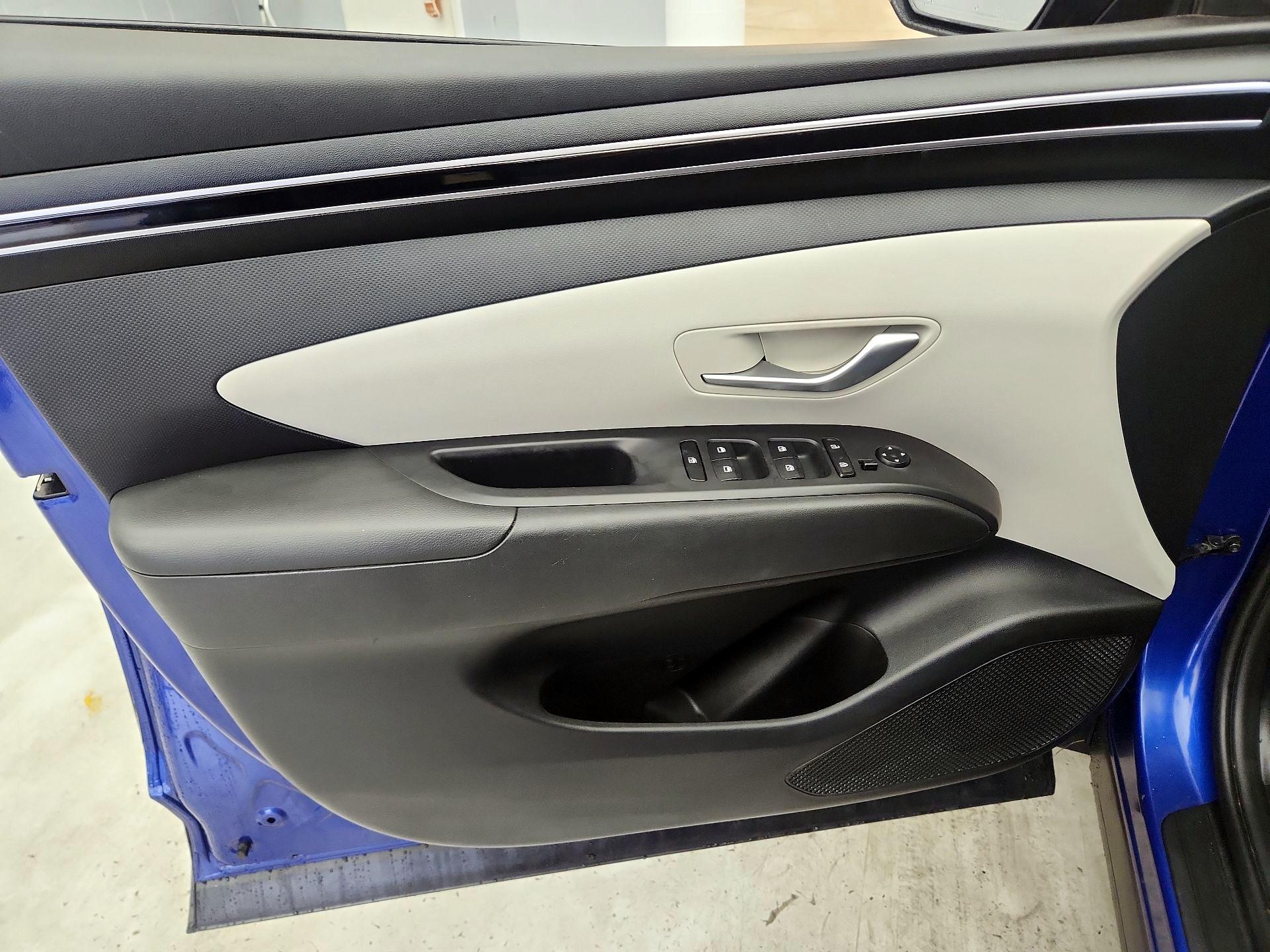 Thumbnail: 2023 Hyundai Tucson - 12