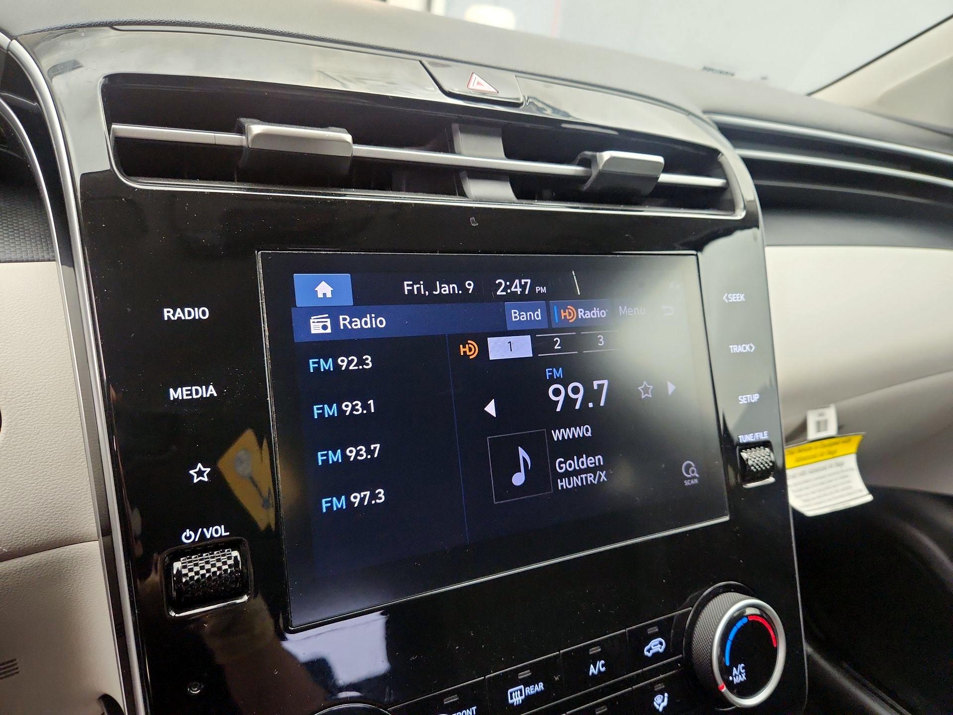 Thumbnail: 2023 Hyundai Tucson - 15